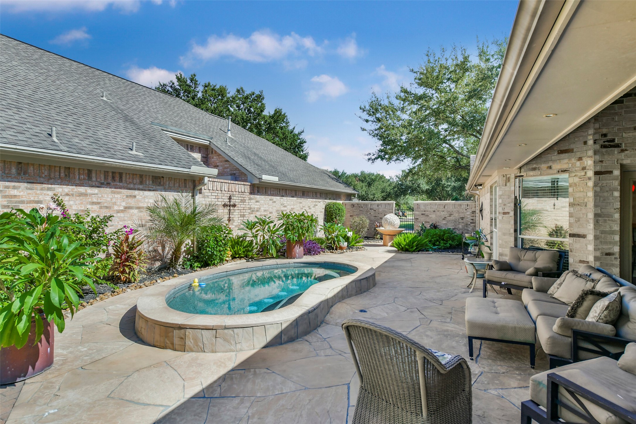 2320 Fairway Pointe Drive, League City, TX 77573