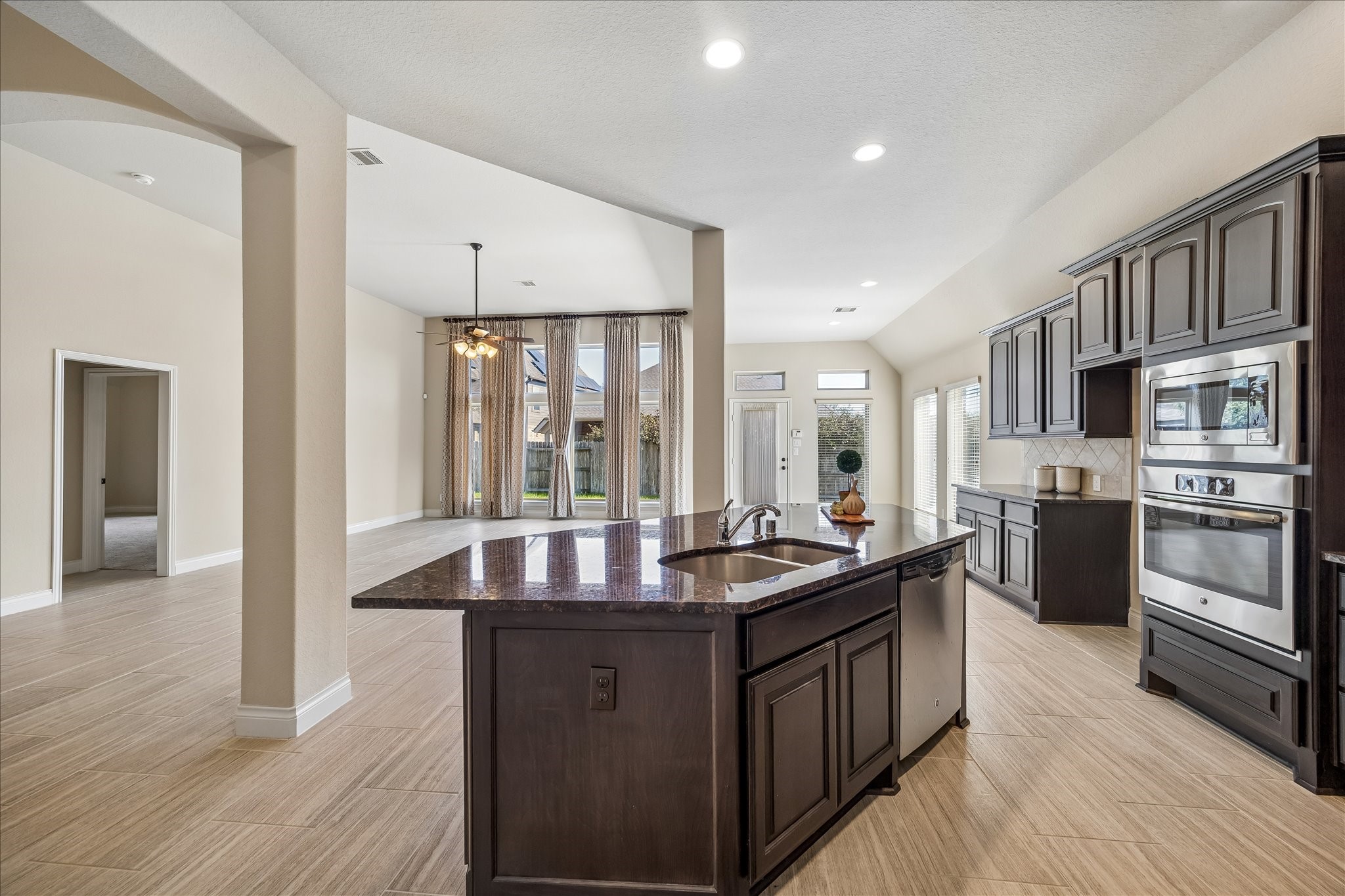 13426 Vintage Trail Lane, Pearland, TX 77584