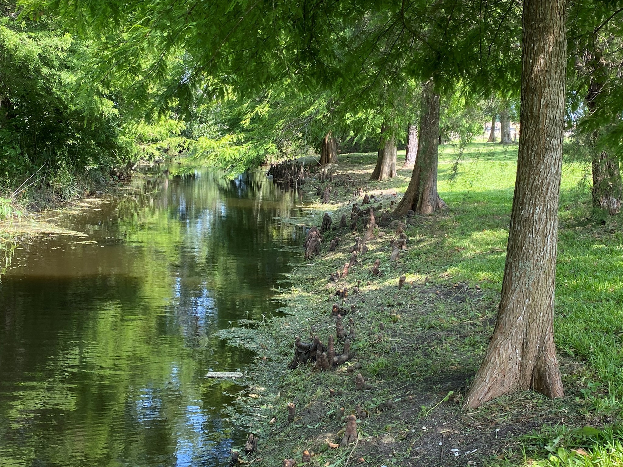 2609 Hughes Road, Dickinson, TX 77539 2609 Hughes Road, Dickinson, TX 77539