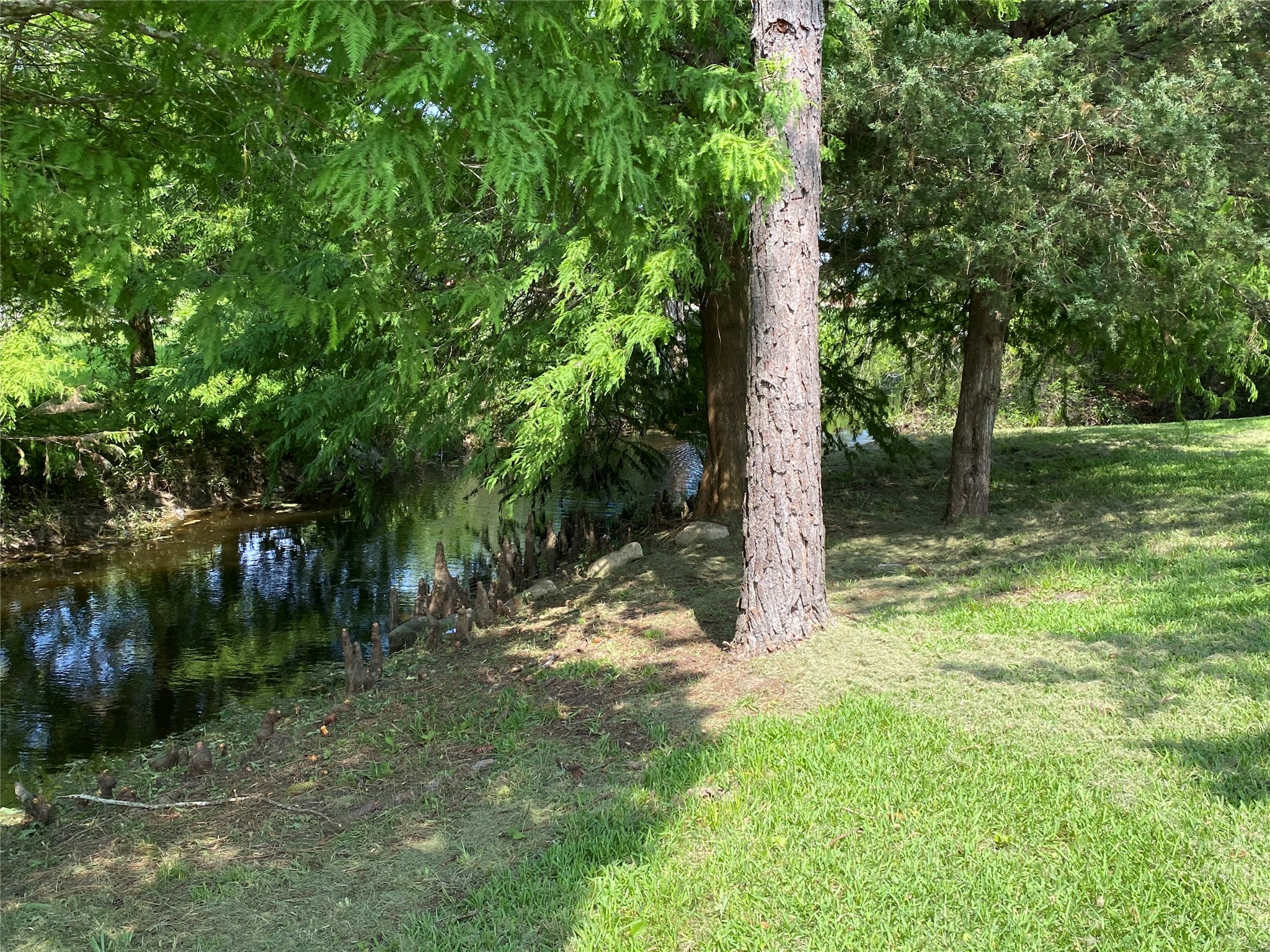 2609 Hughes Road, Dickinson, TX 77539 2609 Hughes Road, Dickinson, TX 77539