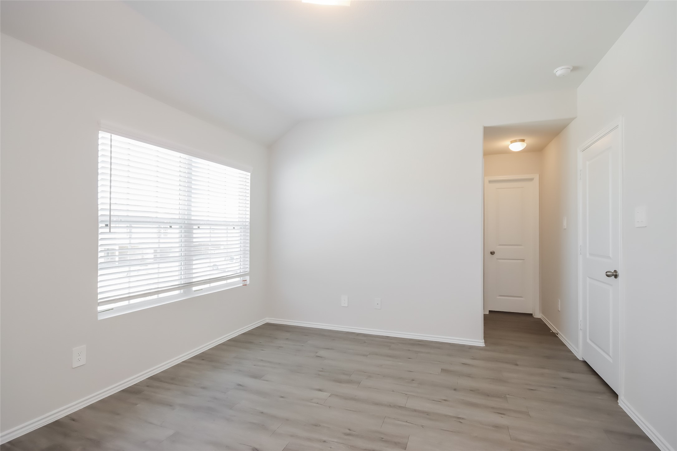 Photos may be representative of the floor plan and not the exact home. Finishes, layout, and features of the actual property for lease may vary.