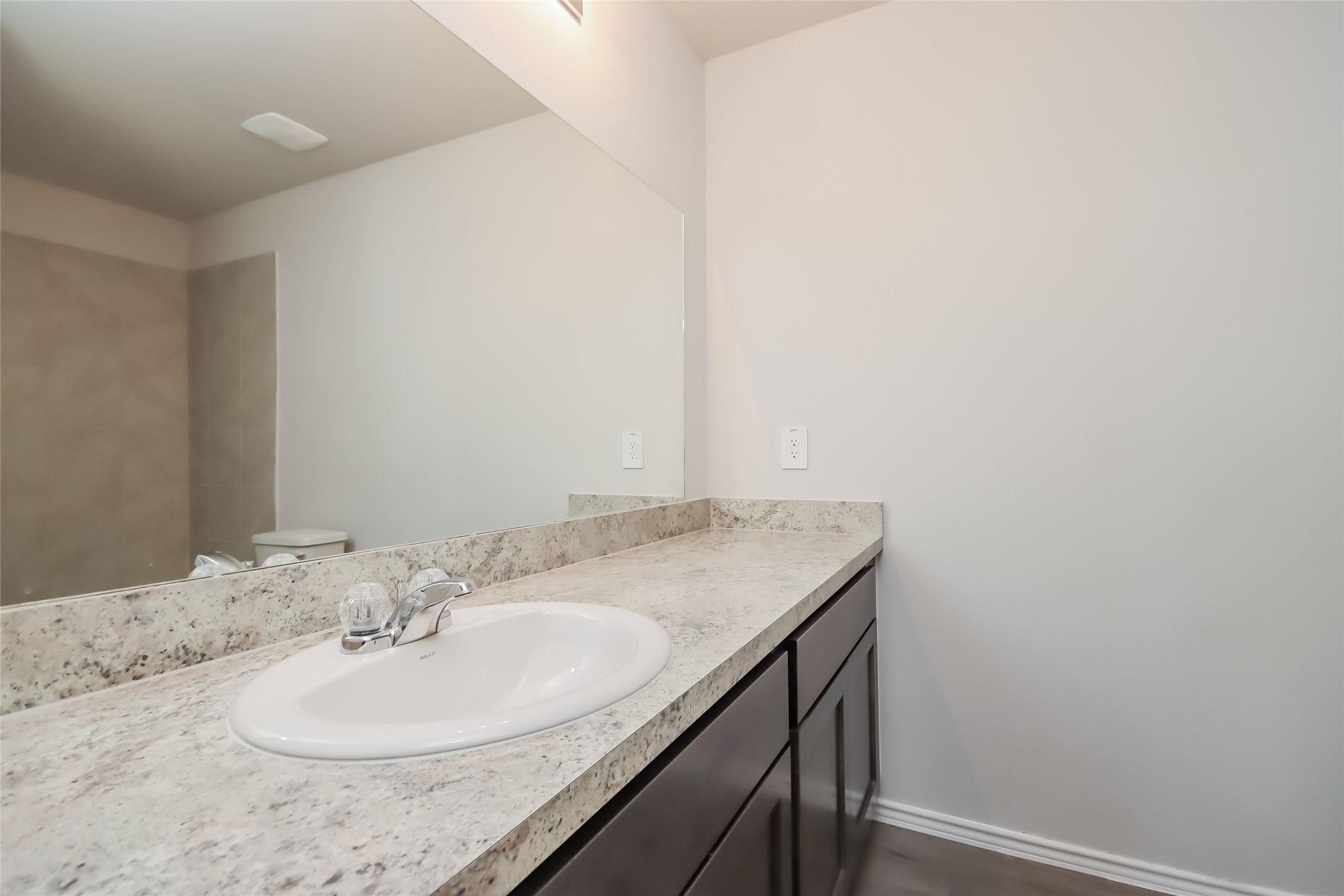 Photos may be representative of the floor plan and not the exact home. Finishes, layout, and features of the actual property for lease may vary.