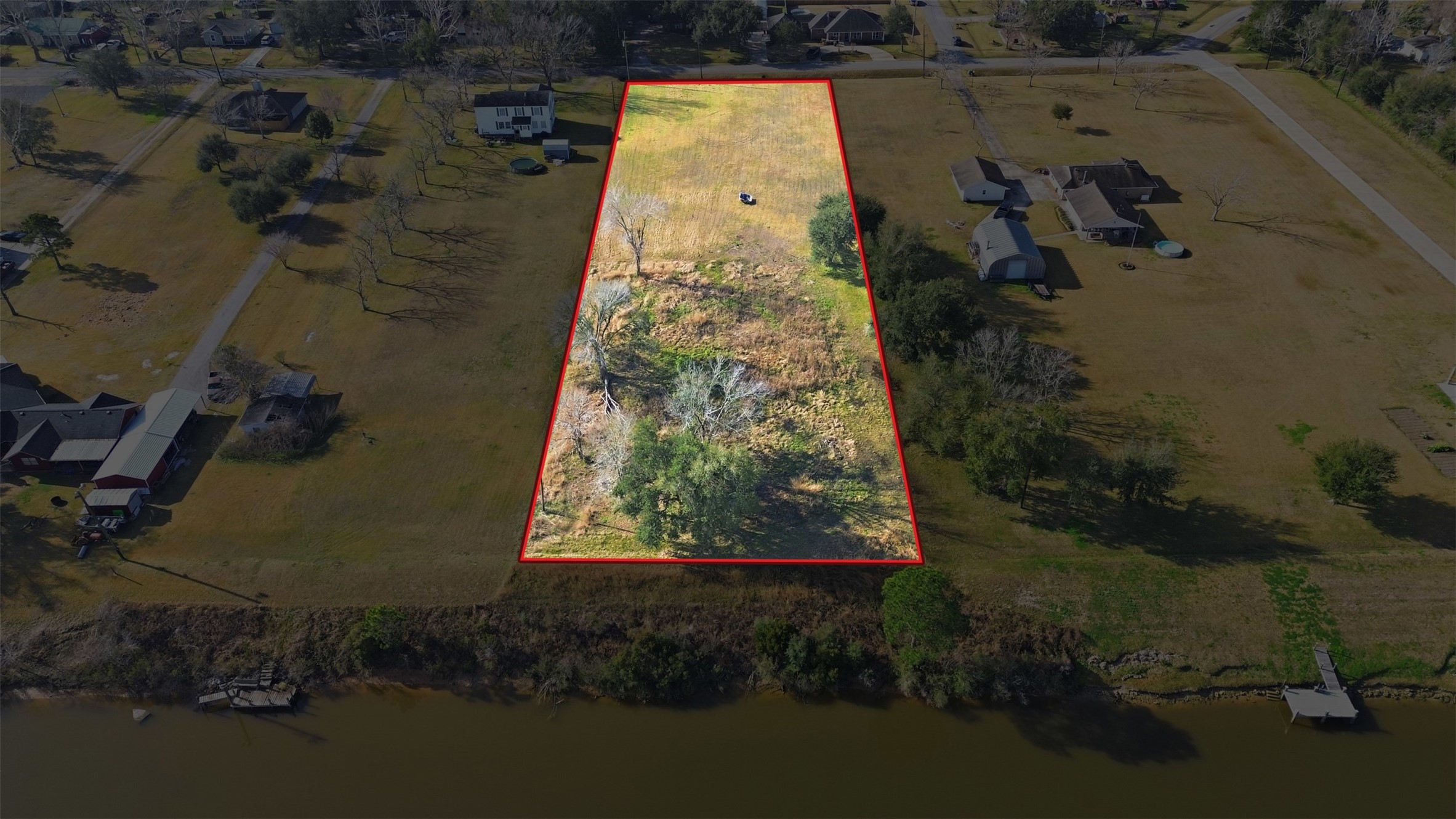 Pick where you want to build.  Over 200 feet of waterfront footage.
