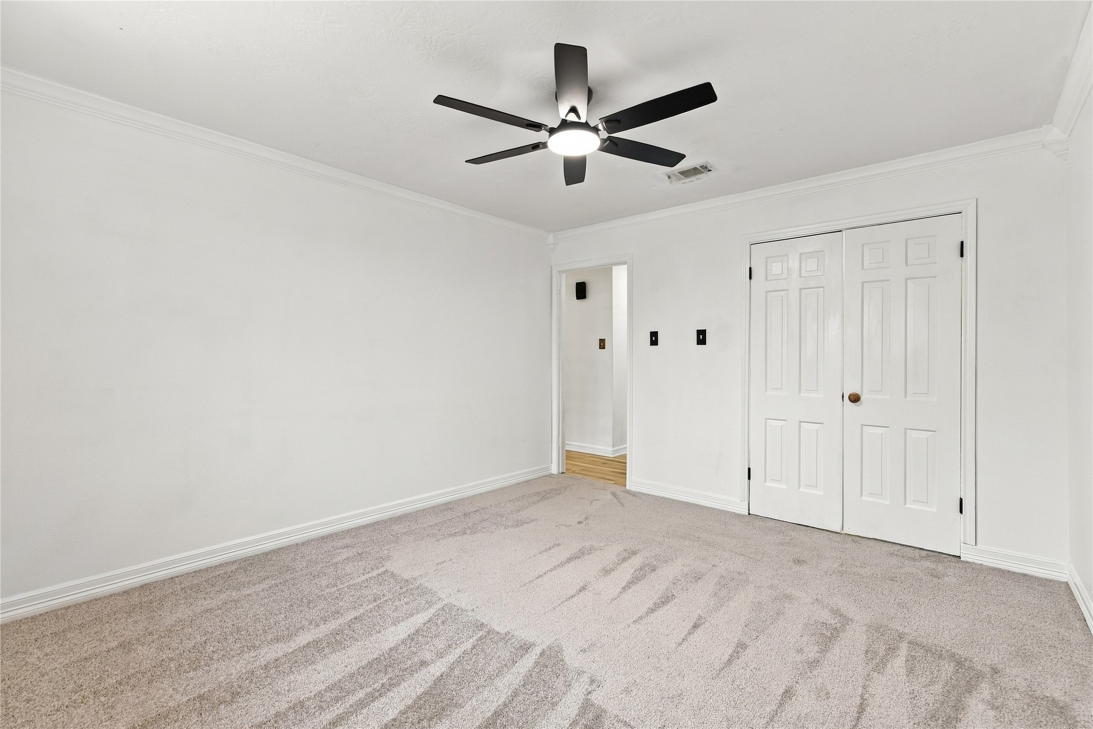 8501 Twelve Oaks Drive, Texas City, TX 77591