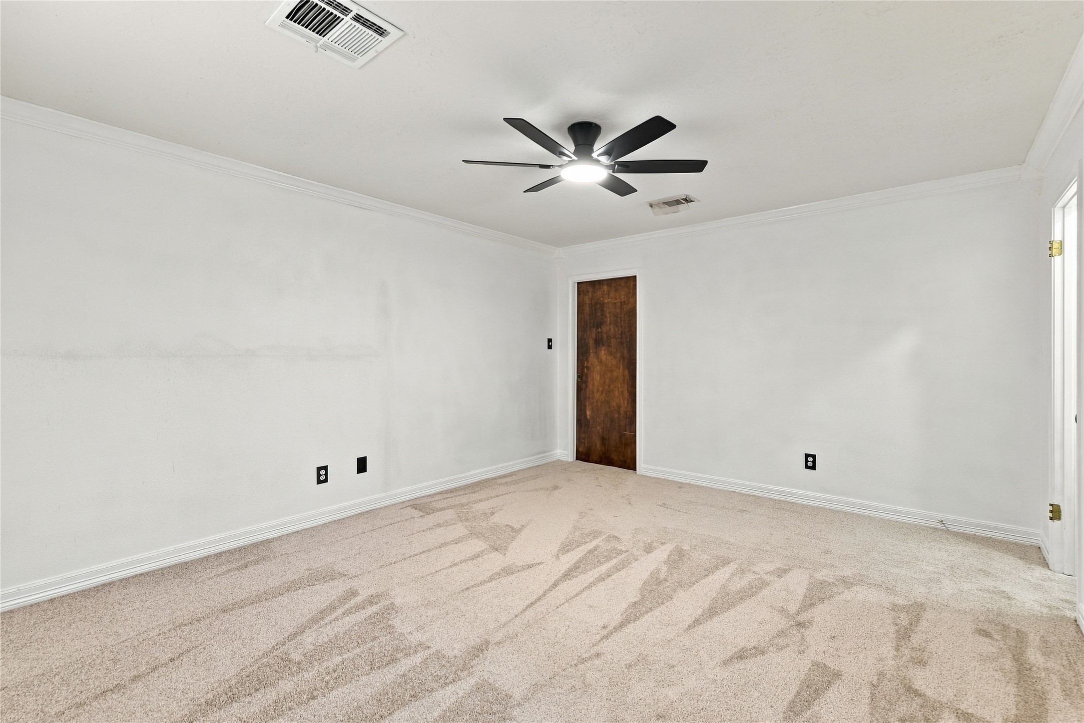8501 Twelve Oaks Drive, Texas City, TX 77591