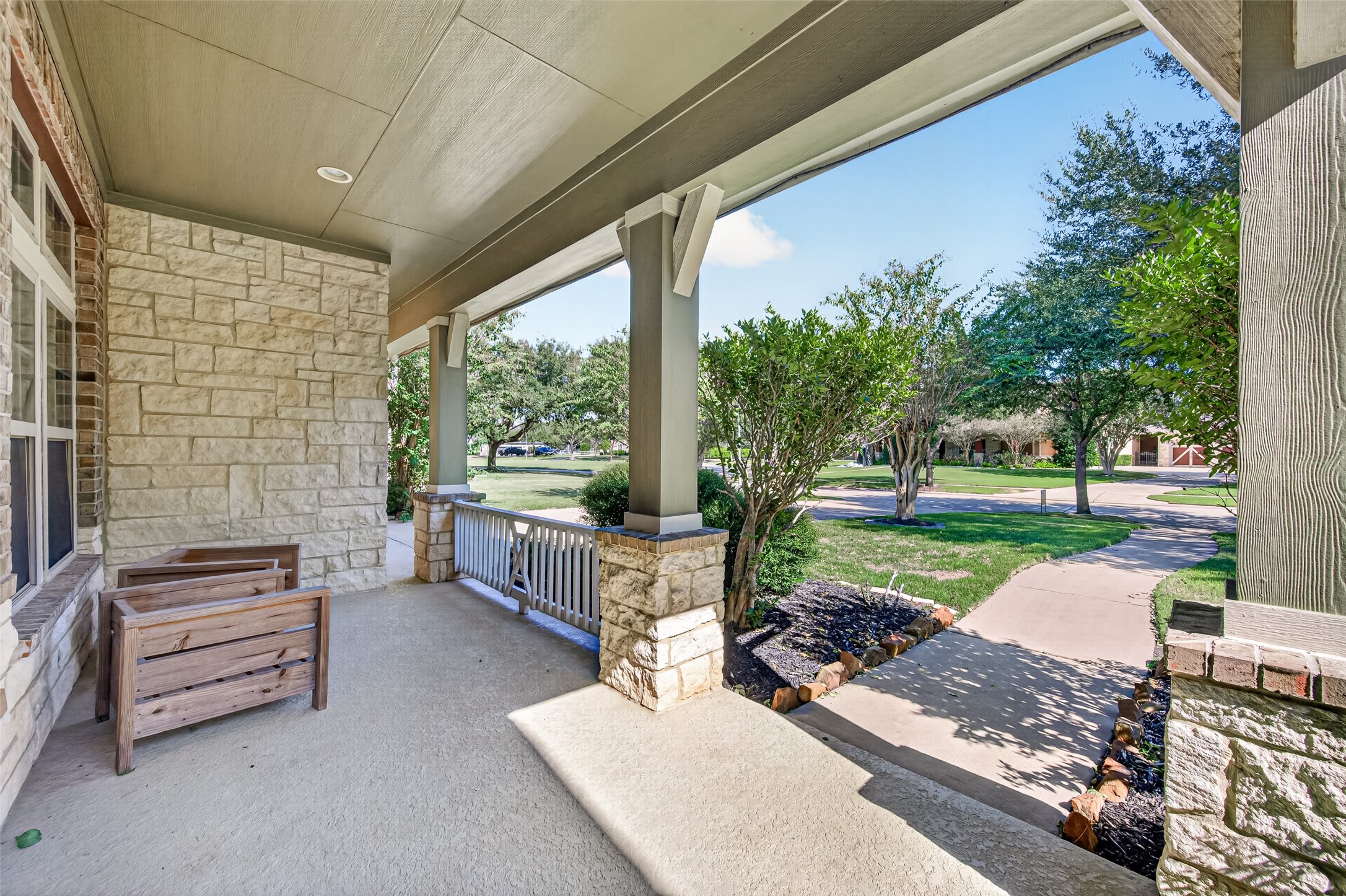 5119 Water Oak Crescent, Fulshear, TX 77441
