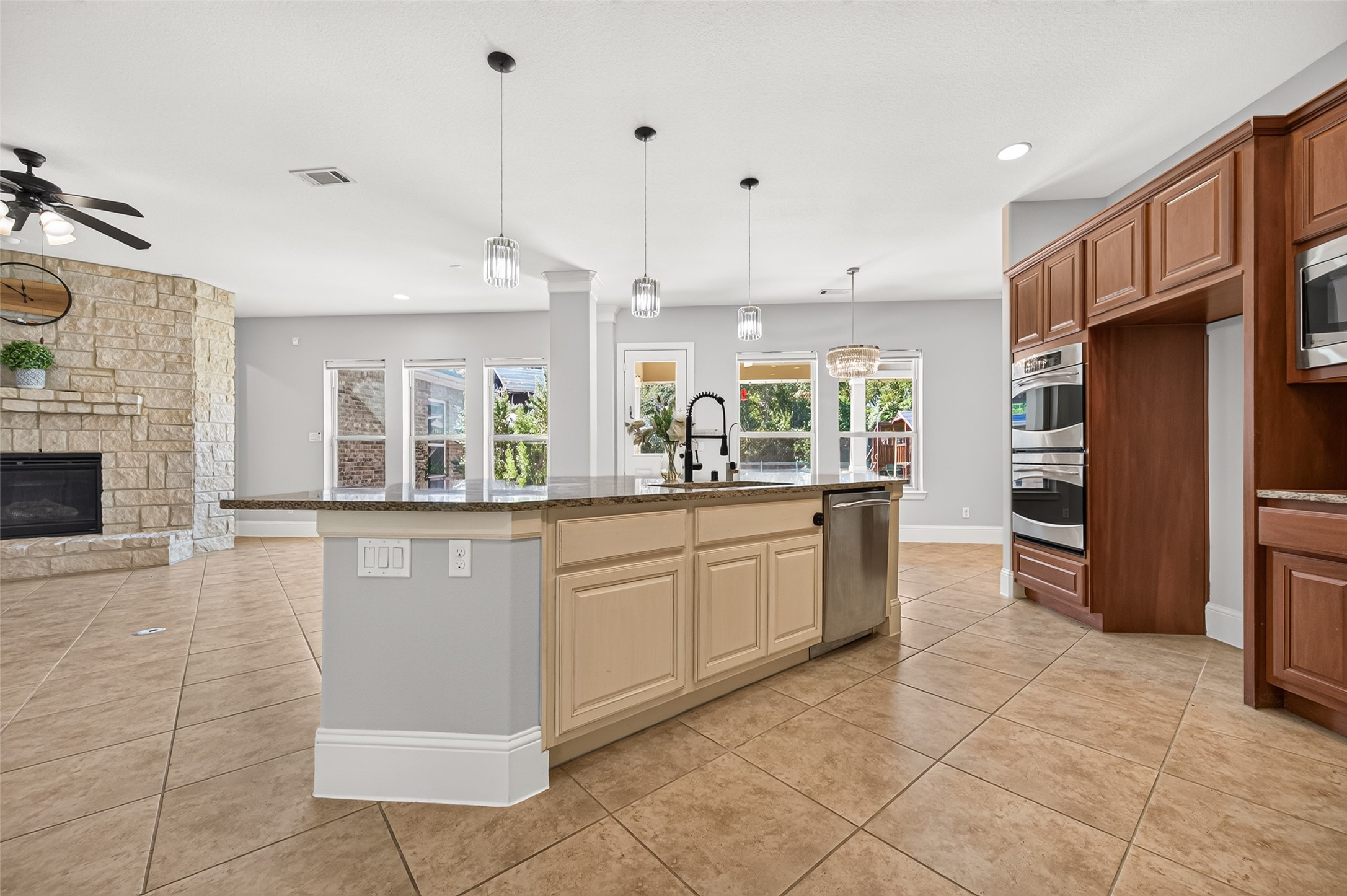 5119 Water Oak Crescent, Fulshear, TX 77441