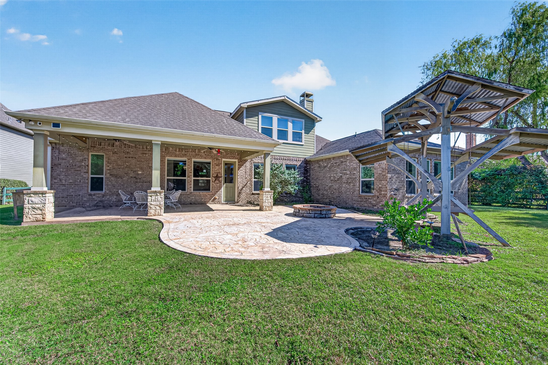 5119 Water Oak Crescent, Fulshear, TX 77441