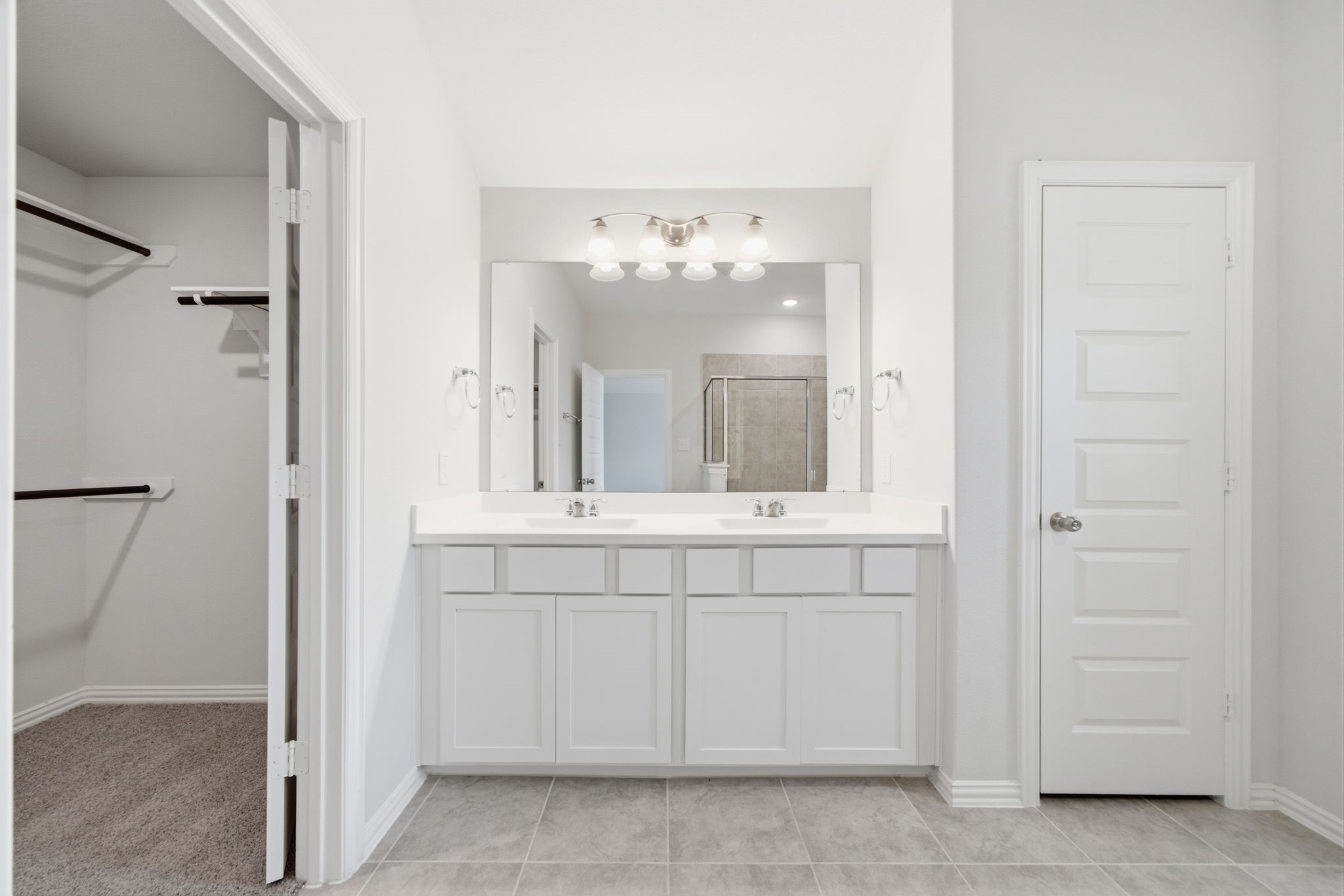 En suite bathroom