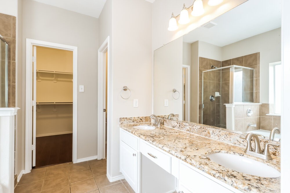 20102 Louetta Crossing Drive, Spring, TX 77388