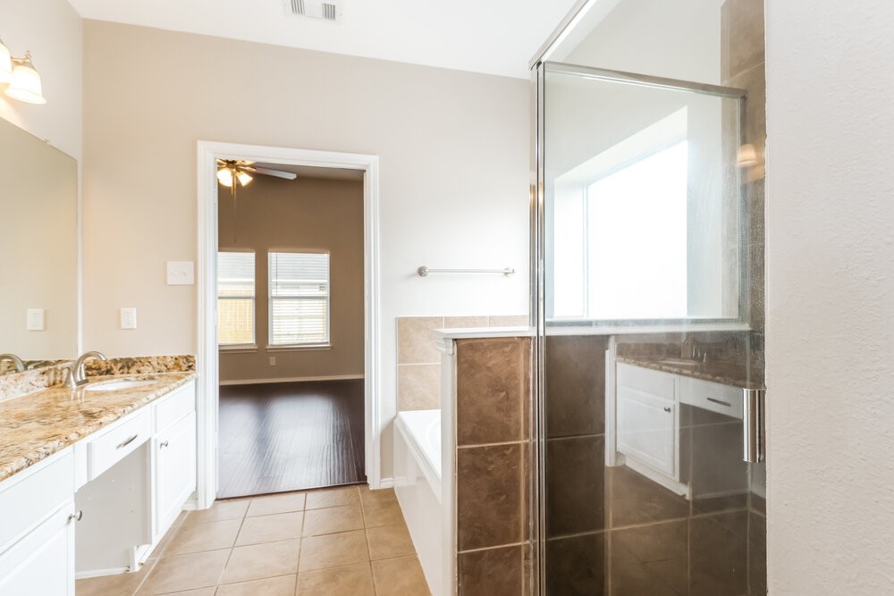 20102 Louetta Crossing Drive, Spring, TX 77388
