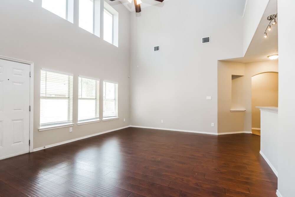 20102 Louetta Crossing Drive, Spring, TX 77388