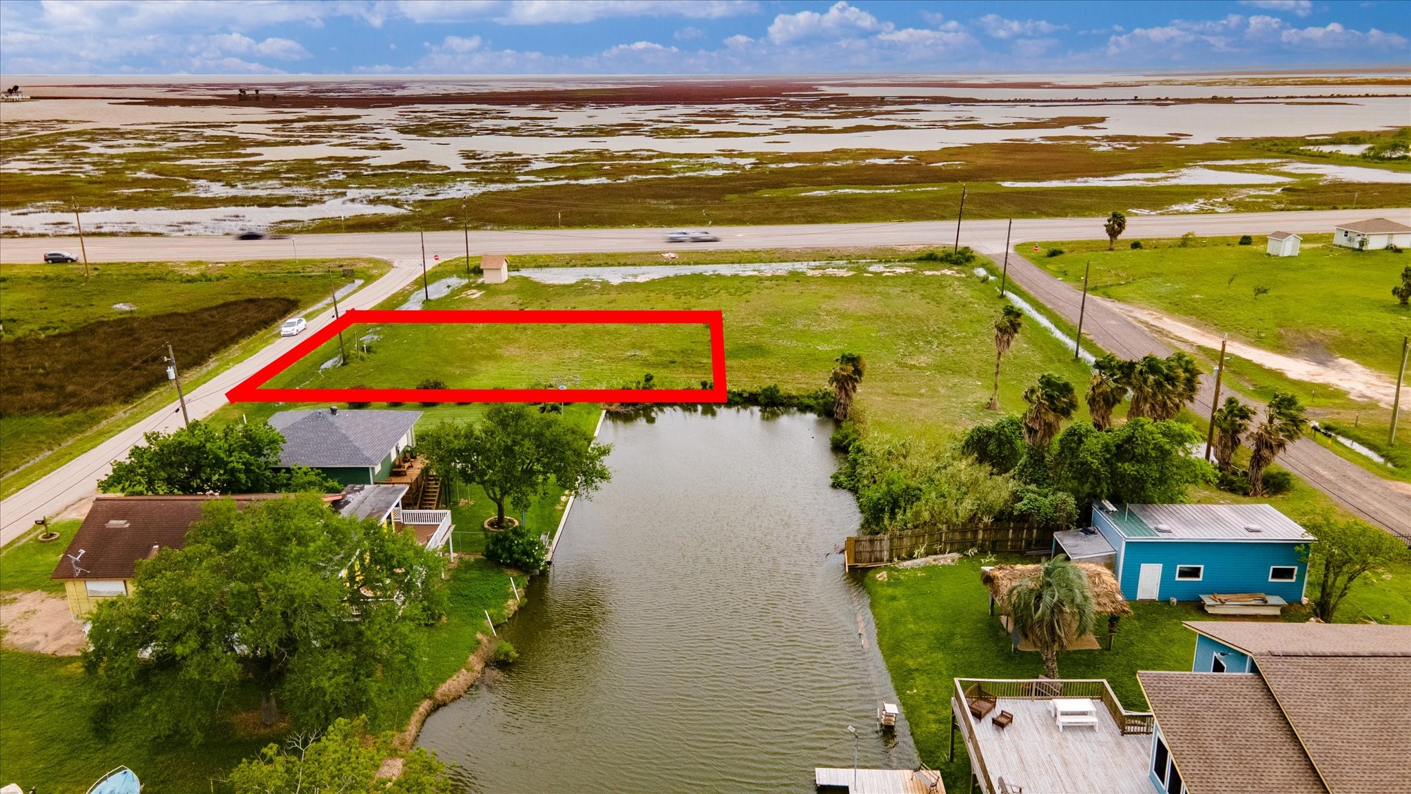 33&34 Beau Terre, Hitchcock, TX 77563