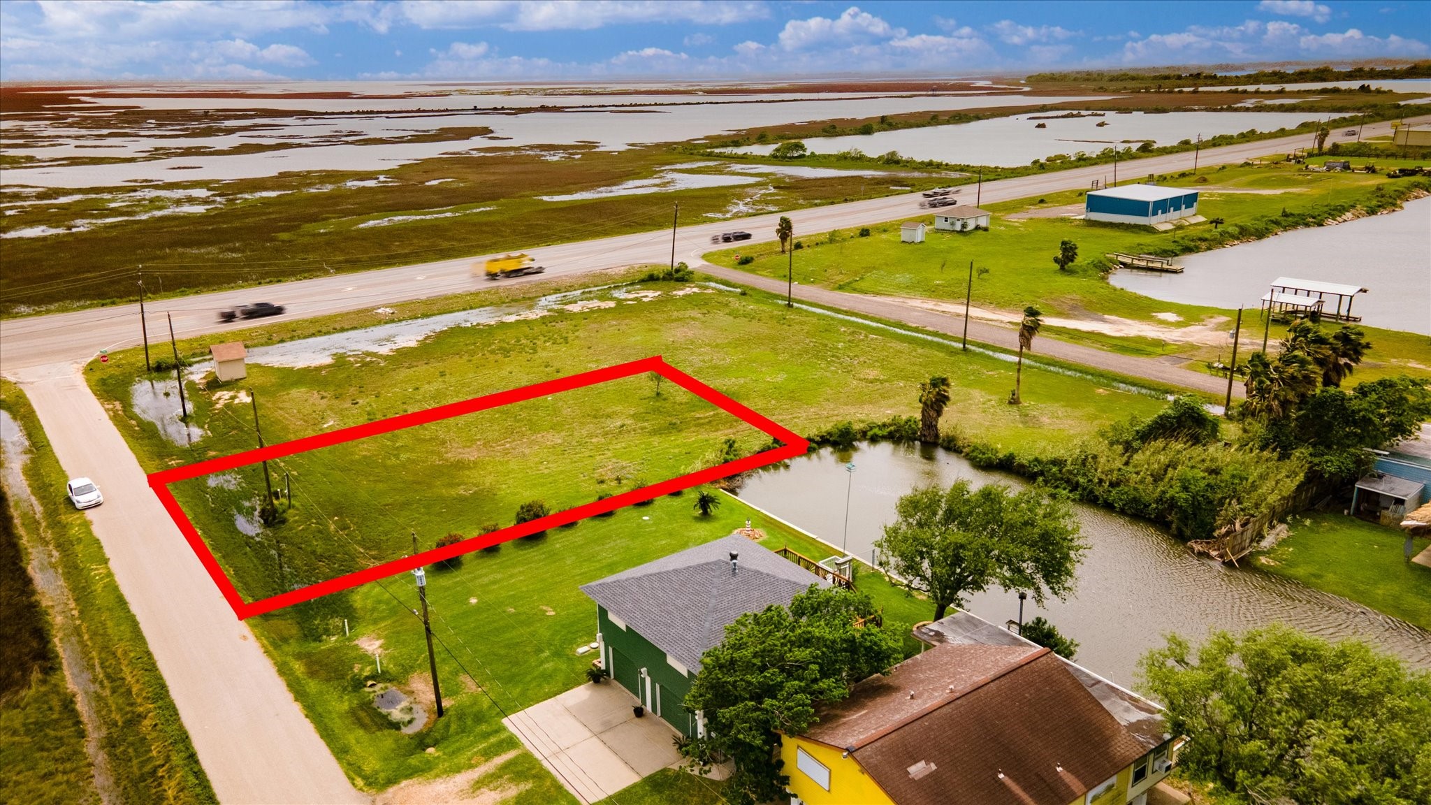33&34 Beau Terre, Hitchcock, TX 77563