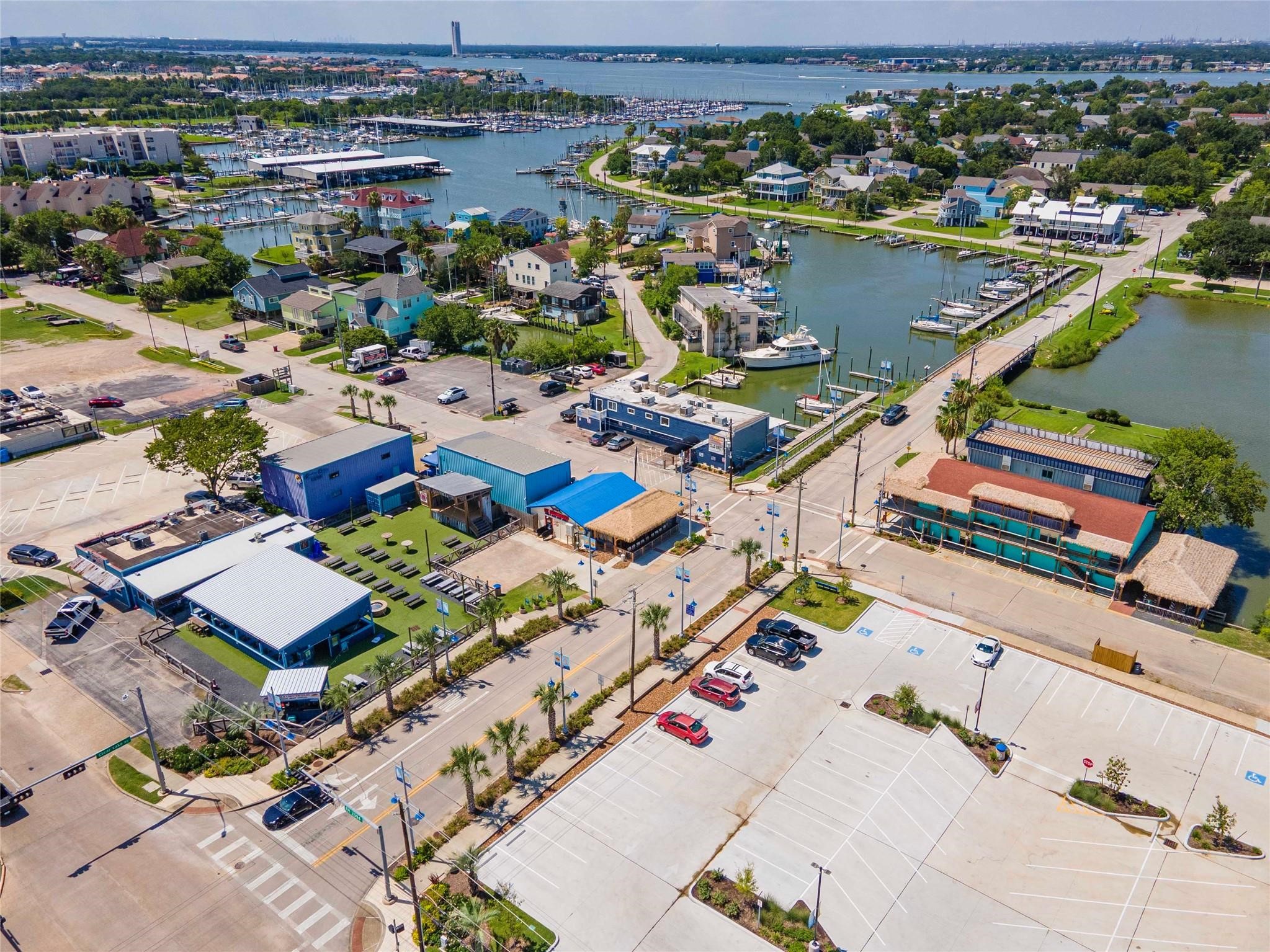 The entrance of Clear Lake Shores offers an abundance of local restaurants and entertainment