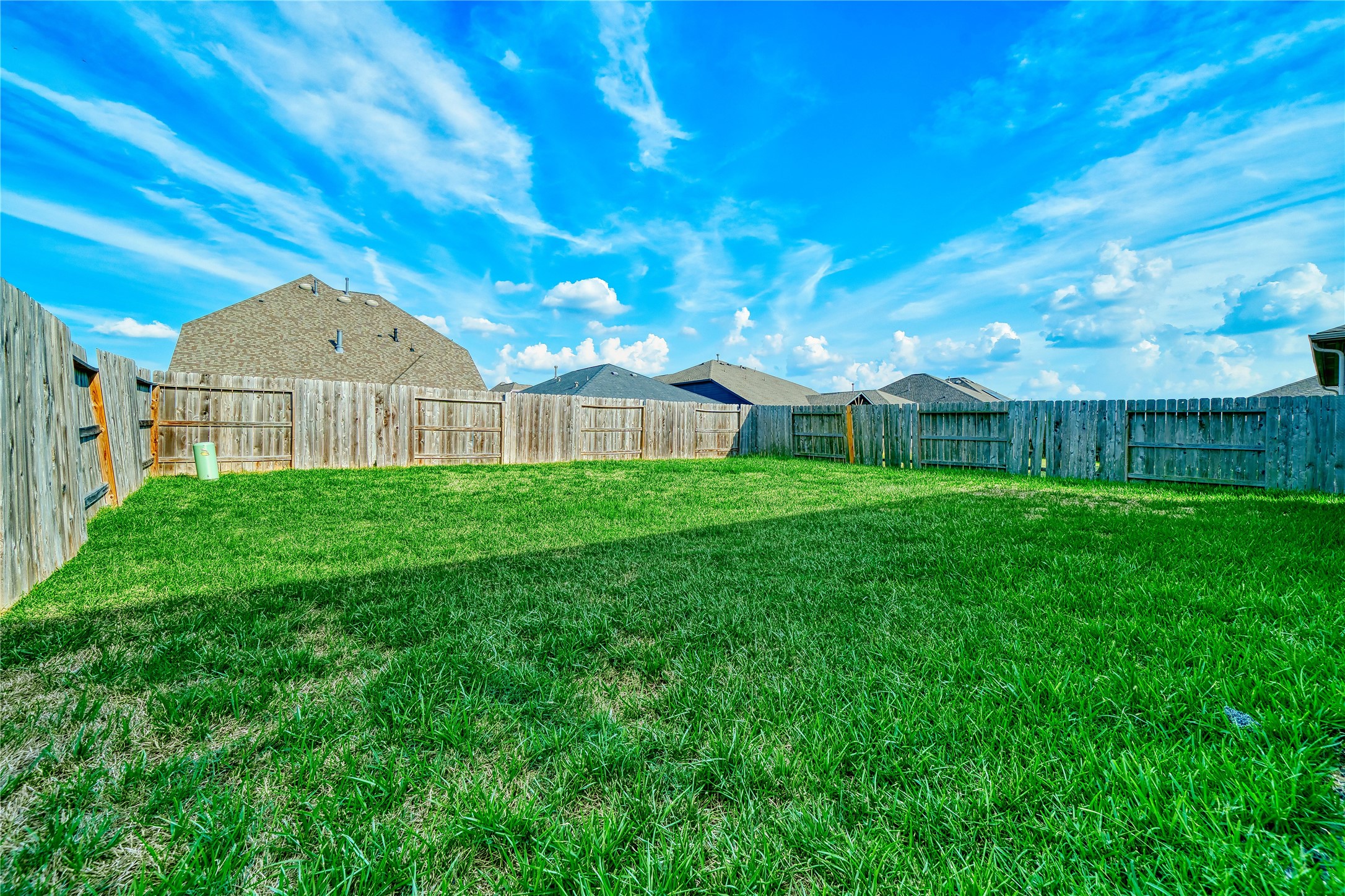 15226 Dinnet Berm Drive, Humble, TX 77346
