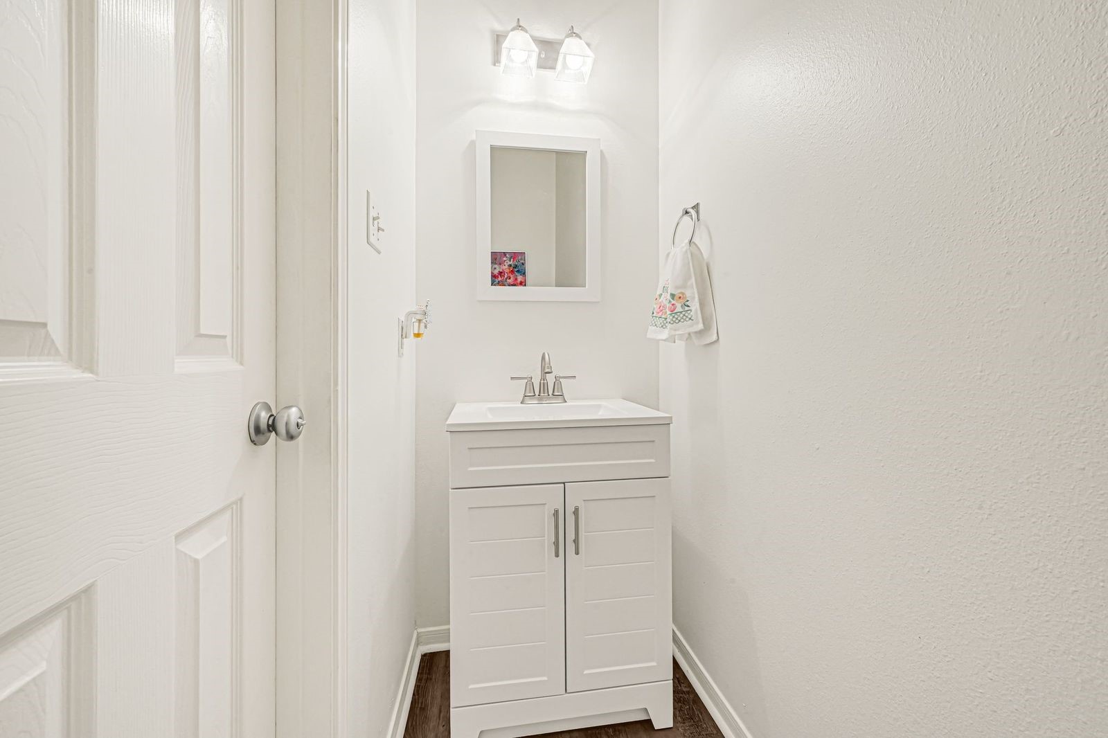Half bath downstairs for guest