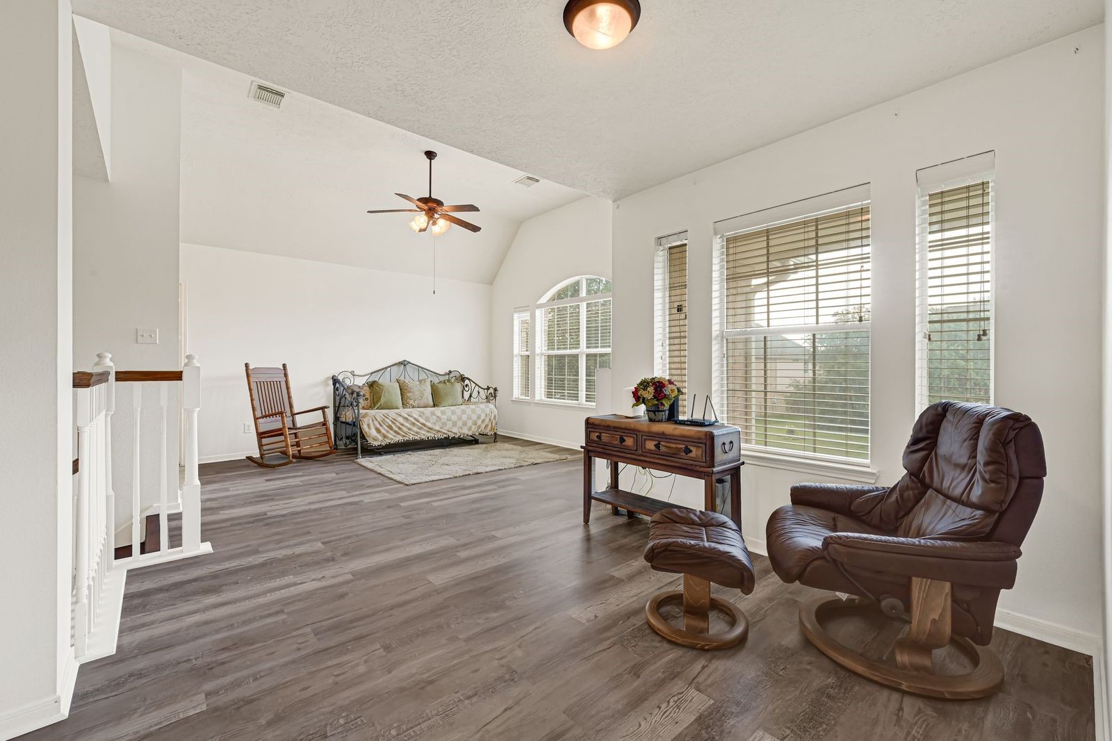 Extra sitting area in the game room