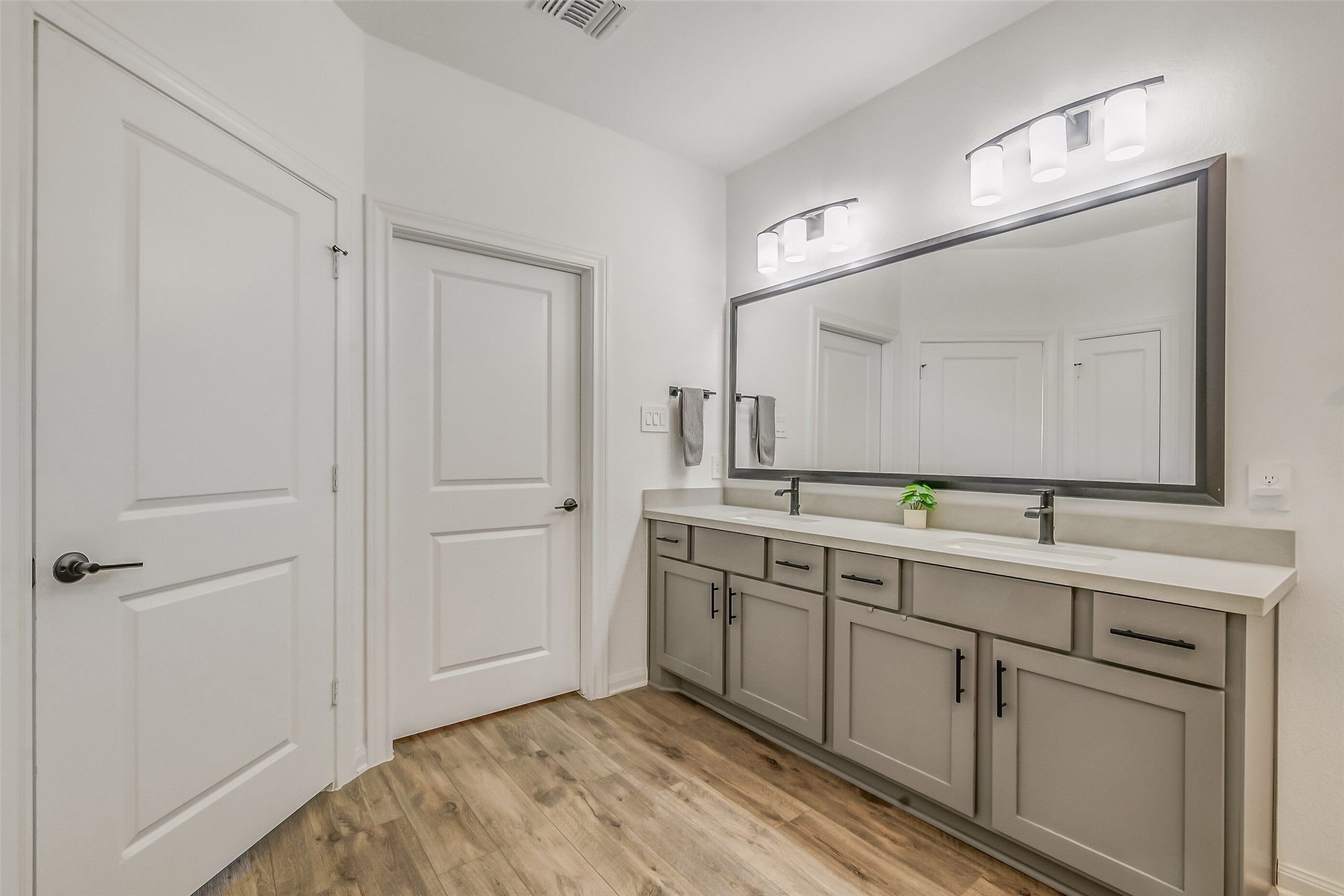 10031 Lehman Drive, Willis, TX 77318
