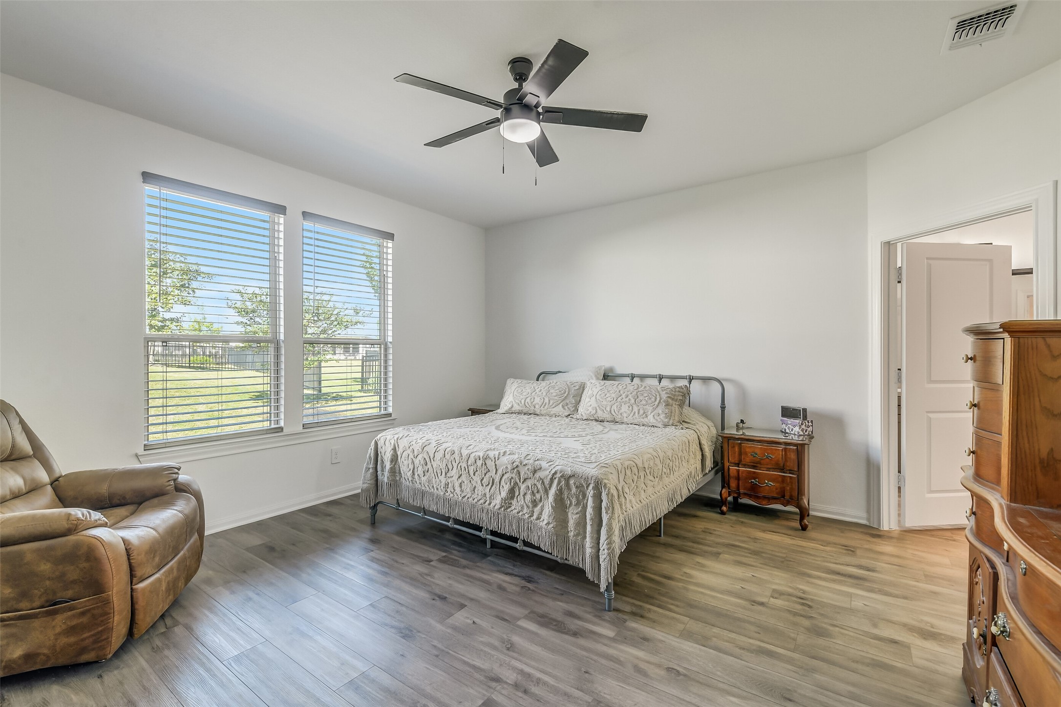 10031 Lehman Drive, Willis, TX 77318