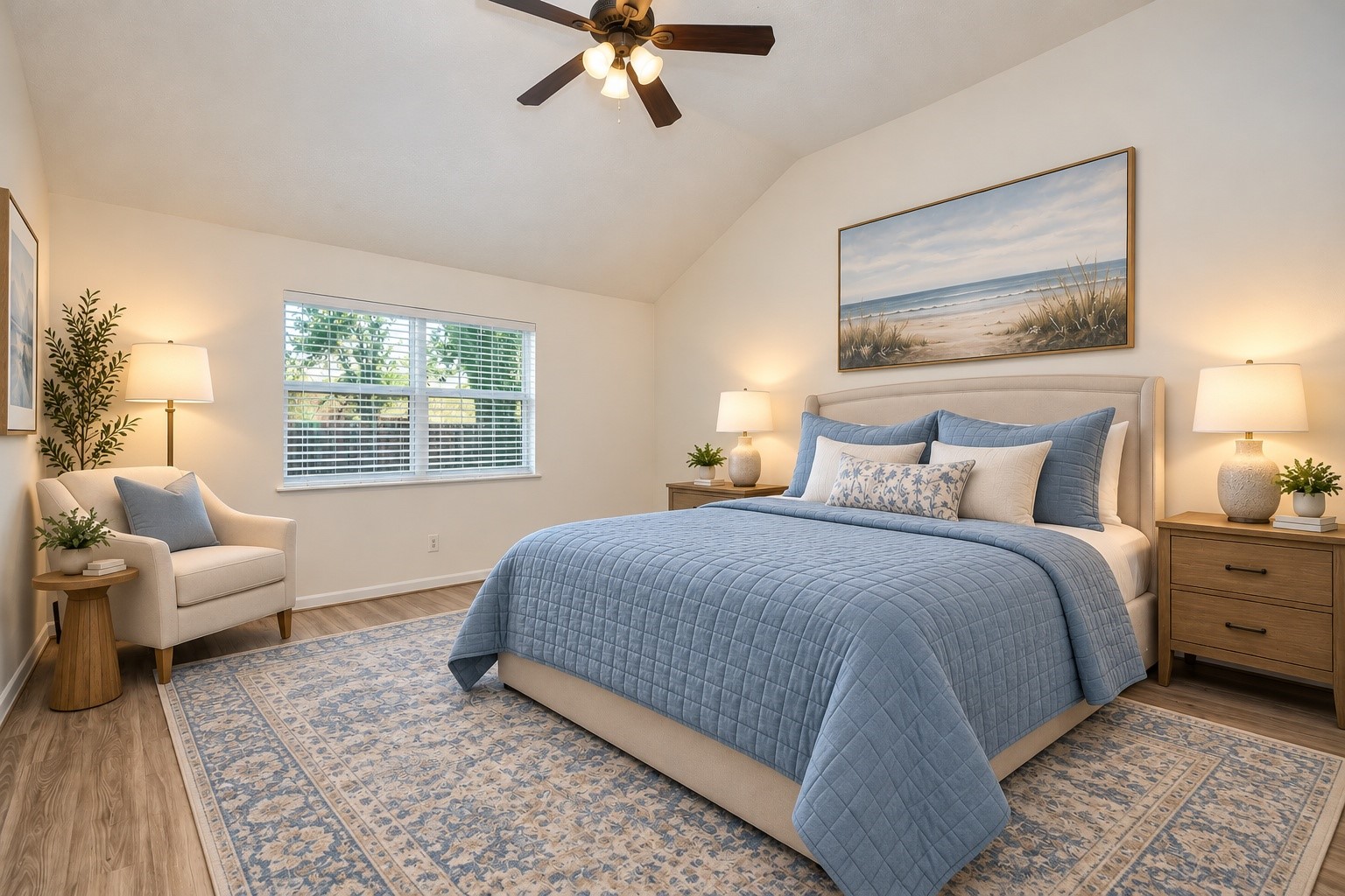 Primary bedroom (Virtually staged)