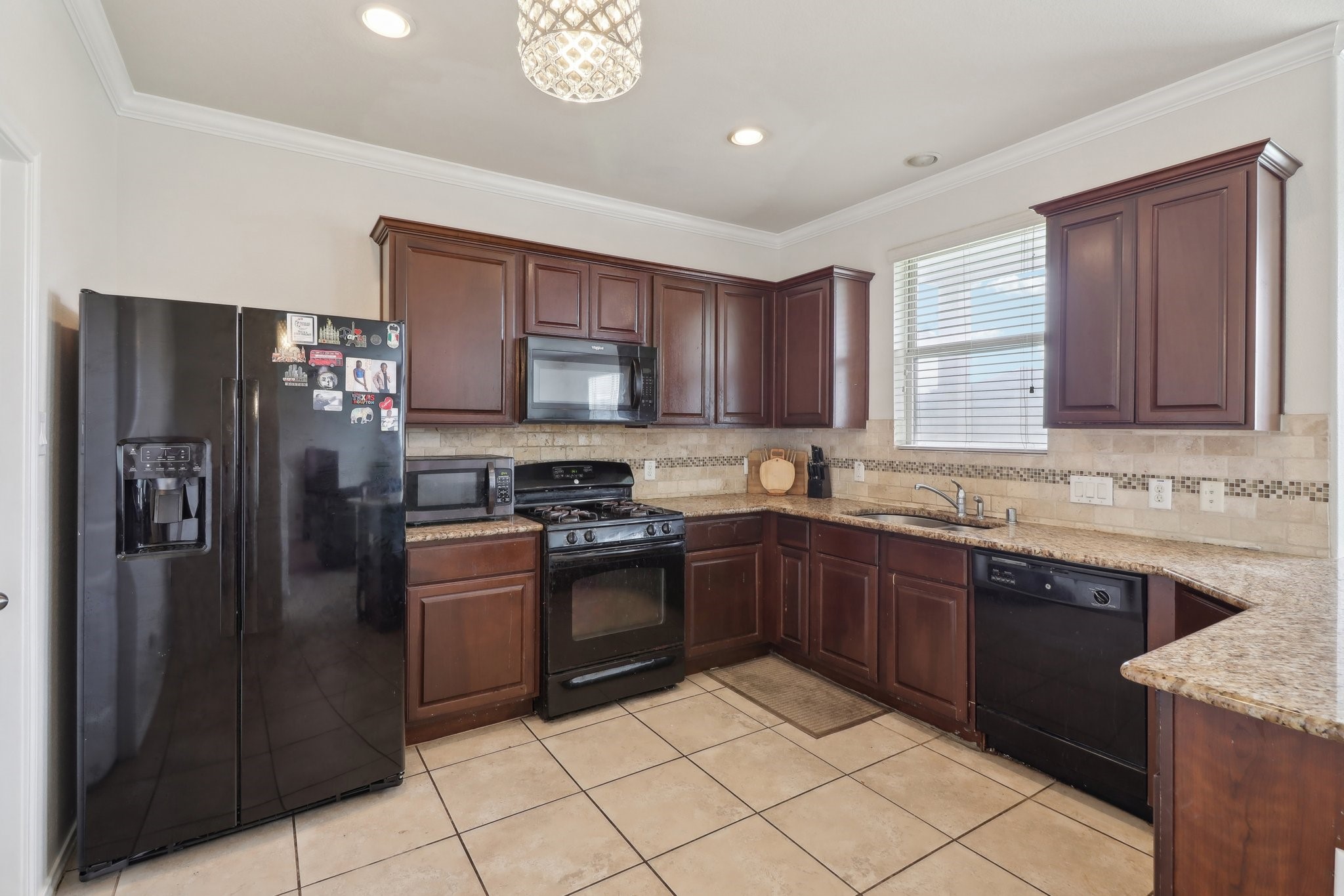 1827 Acorn Glen Trail, Fresno, TX 77545