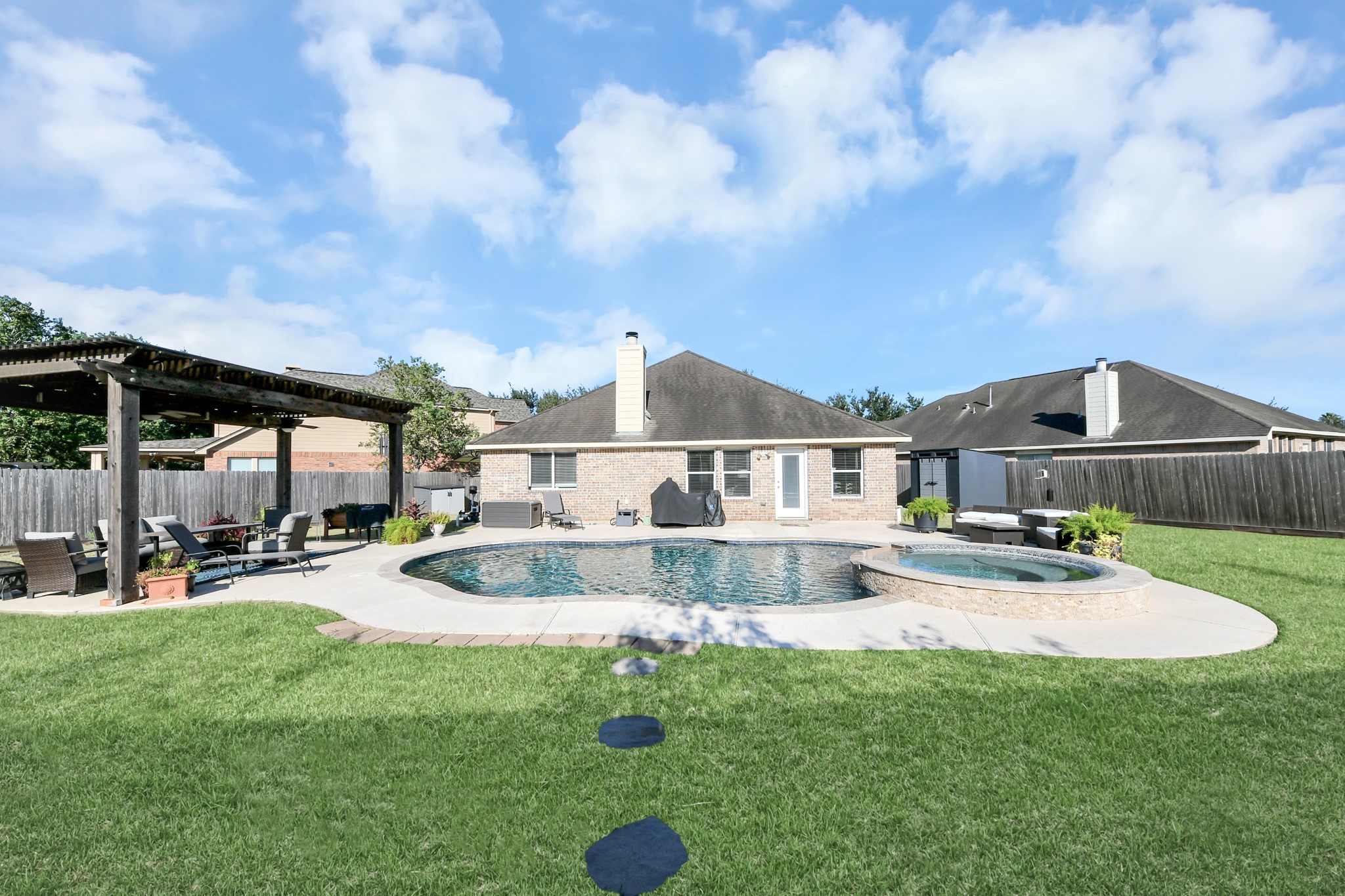 13008 Balsam Lake Court, Pearland, TX 77584