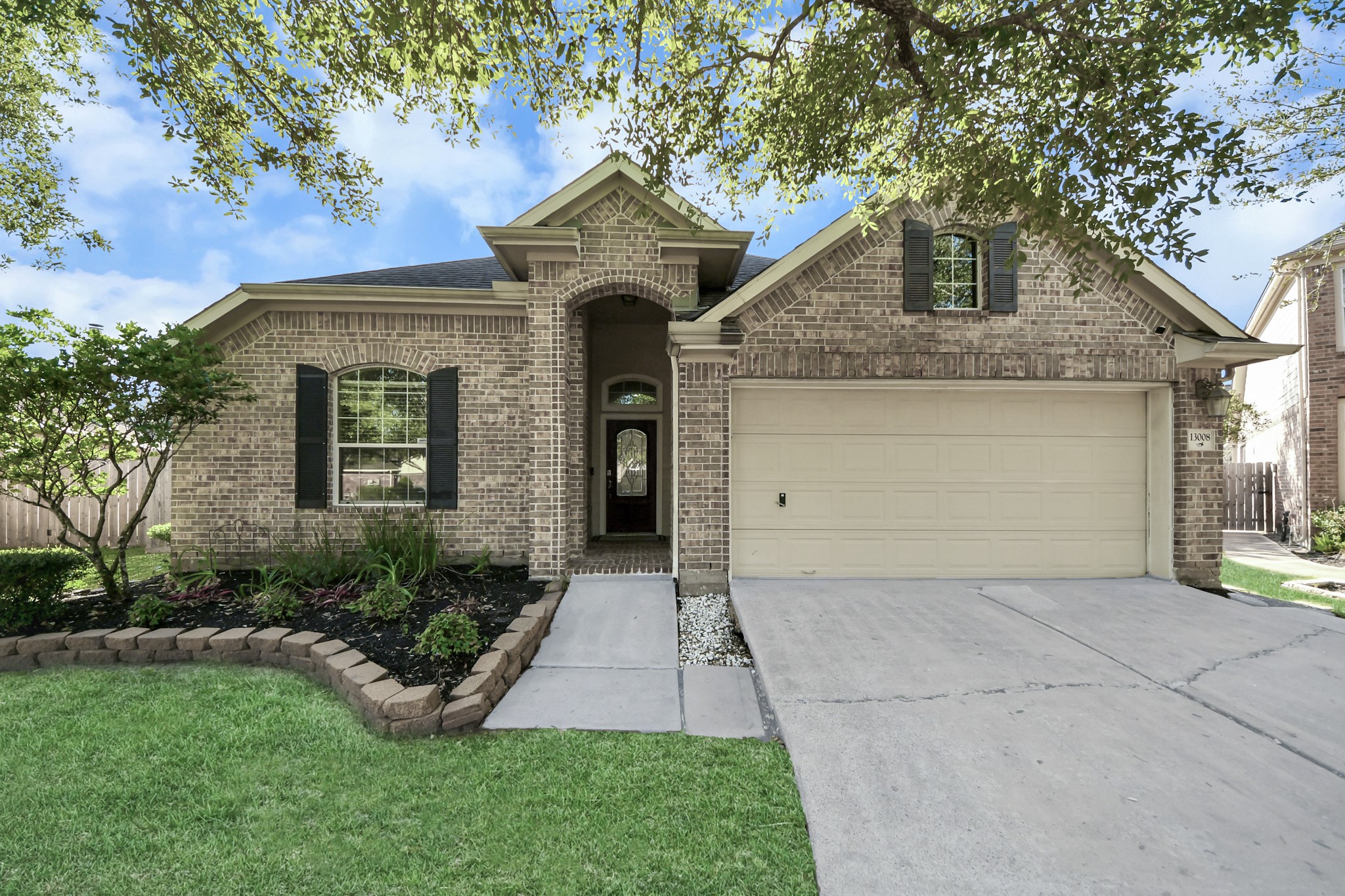 13008 Balsam Lake Court, Pearland, TX 77584