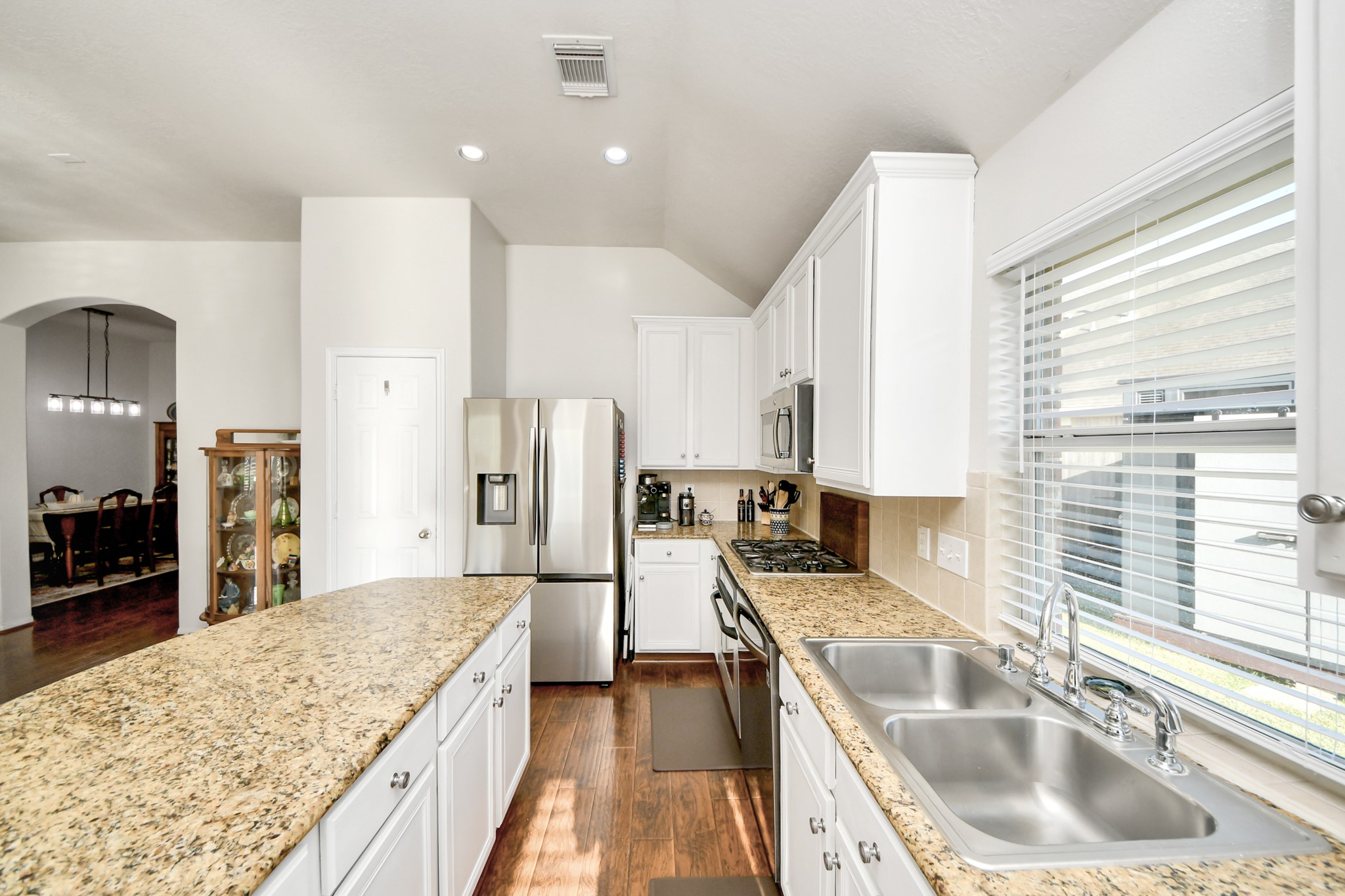 13008 Balsam Lake Court, Pearland, TX 77584