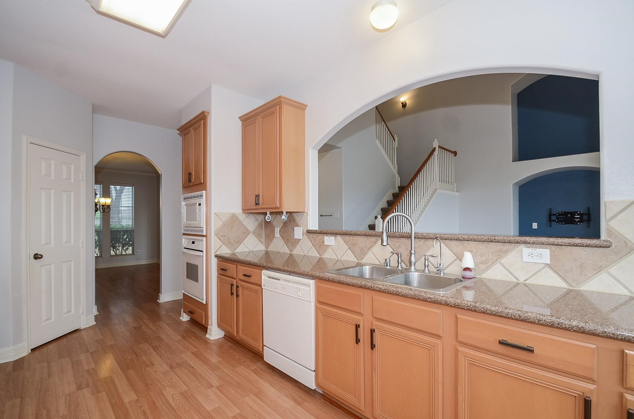 10002 Pine Flats Drive, Houston, TX 77095