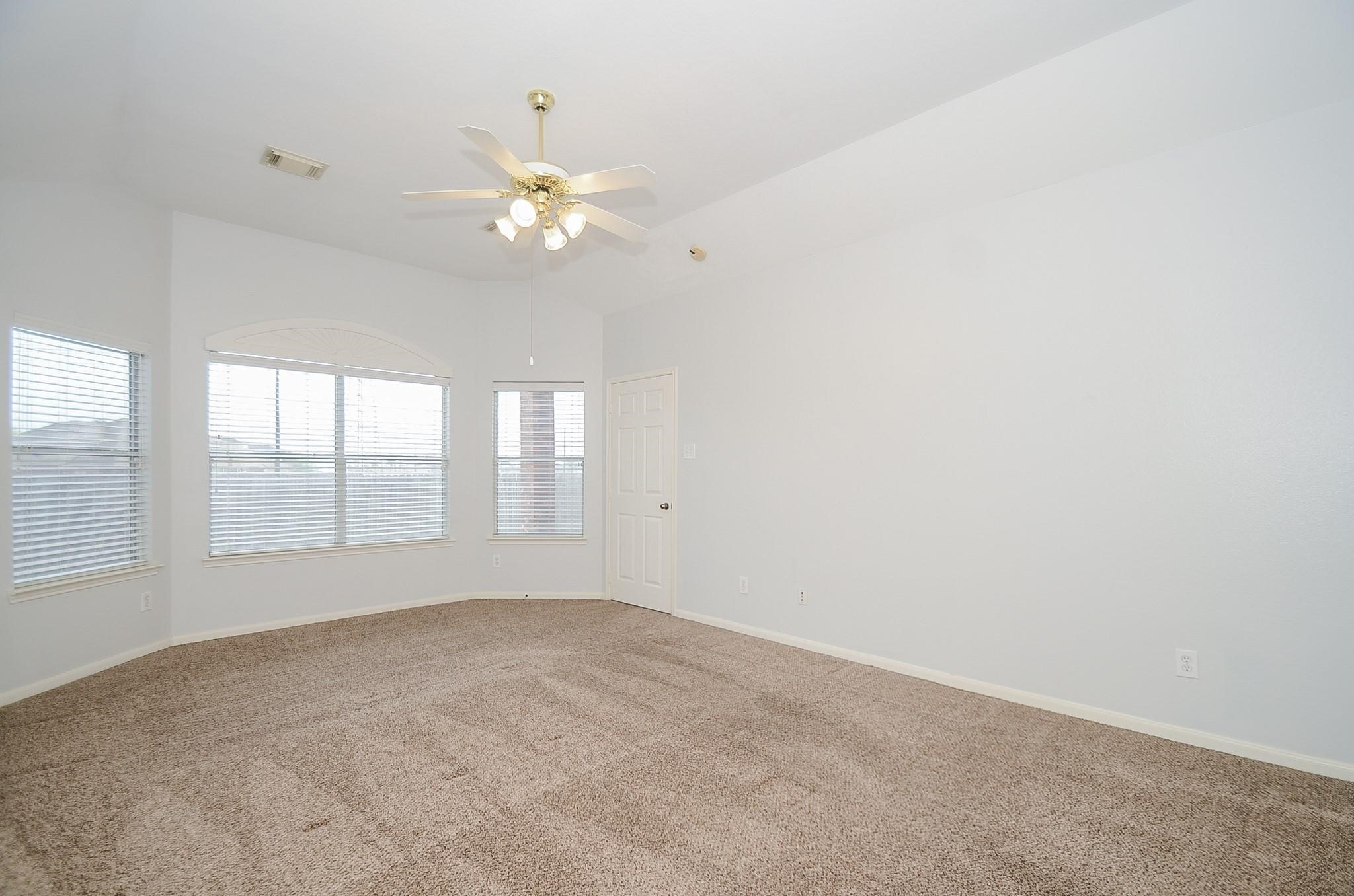 10002 Pine Flats Drive, Houston, TX 77095