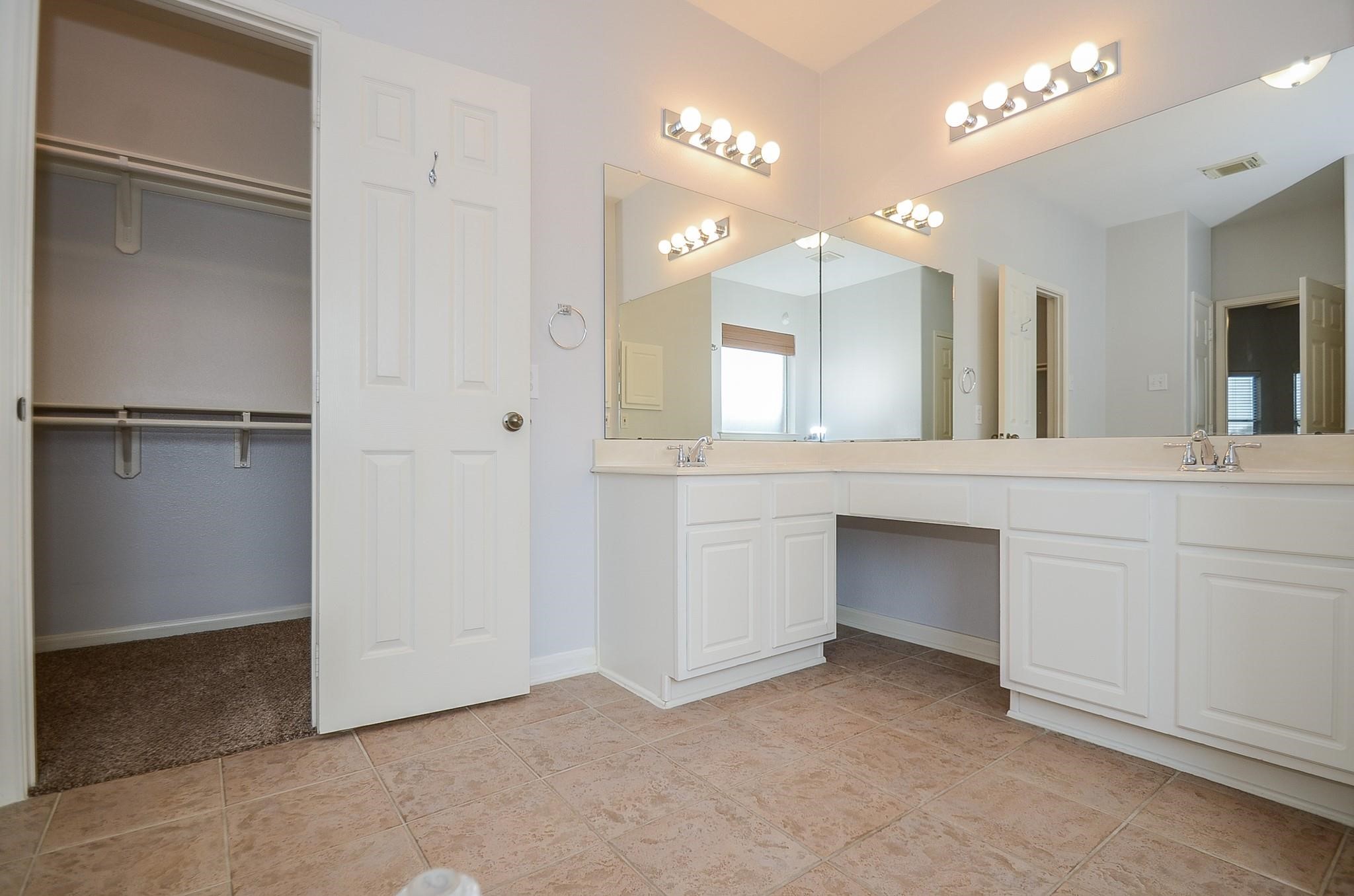 10002 Pine Flats Drive, Houston, TX 77095