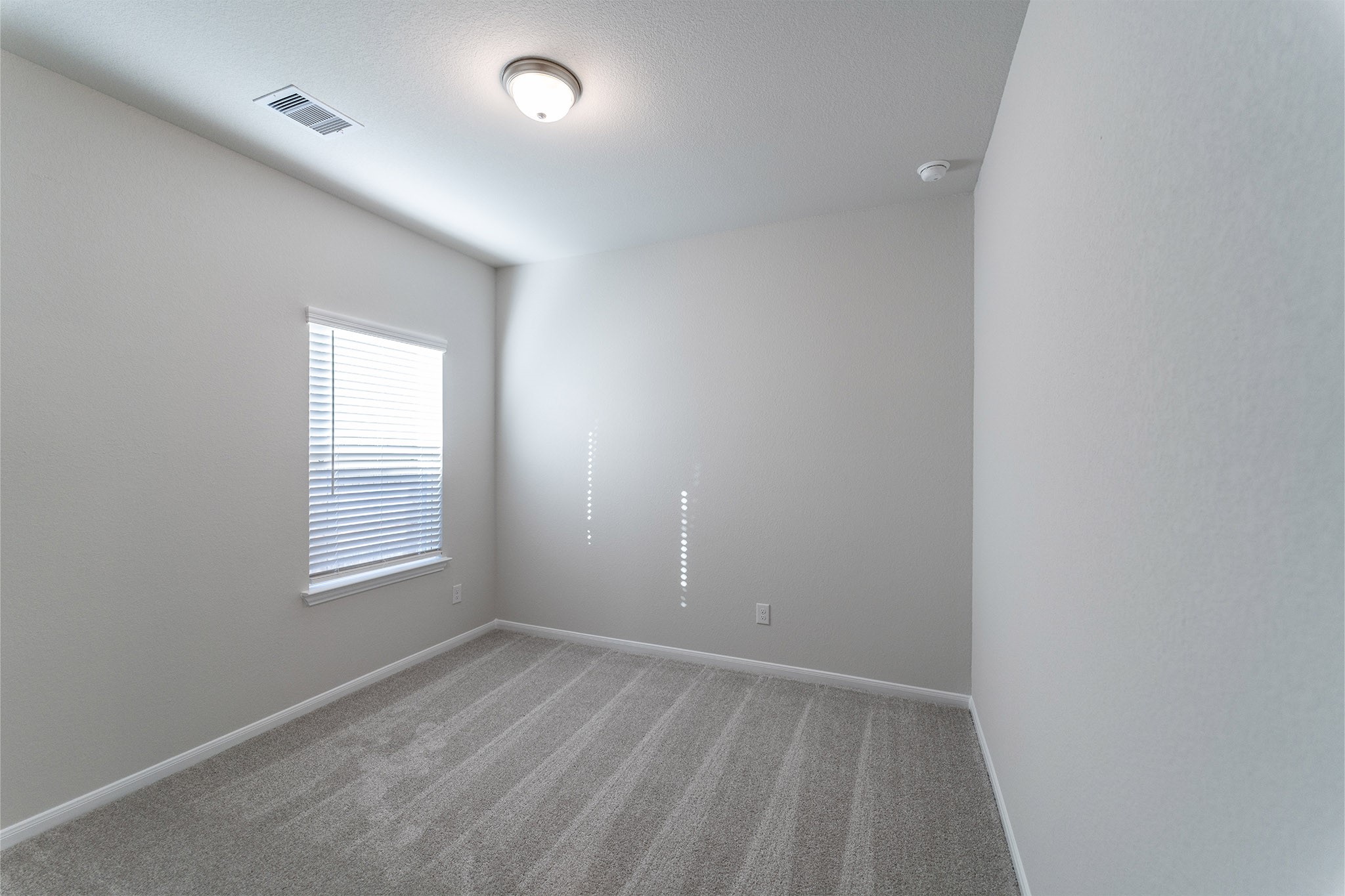 14511 Lunan Drive, Texas City, TX 77568