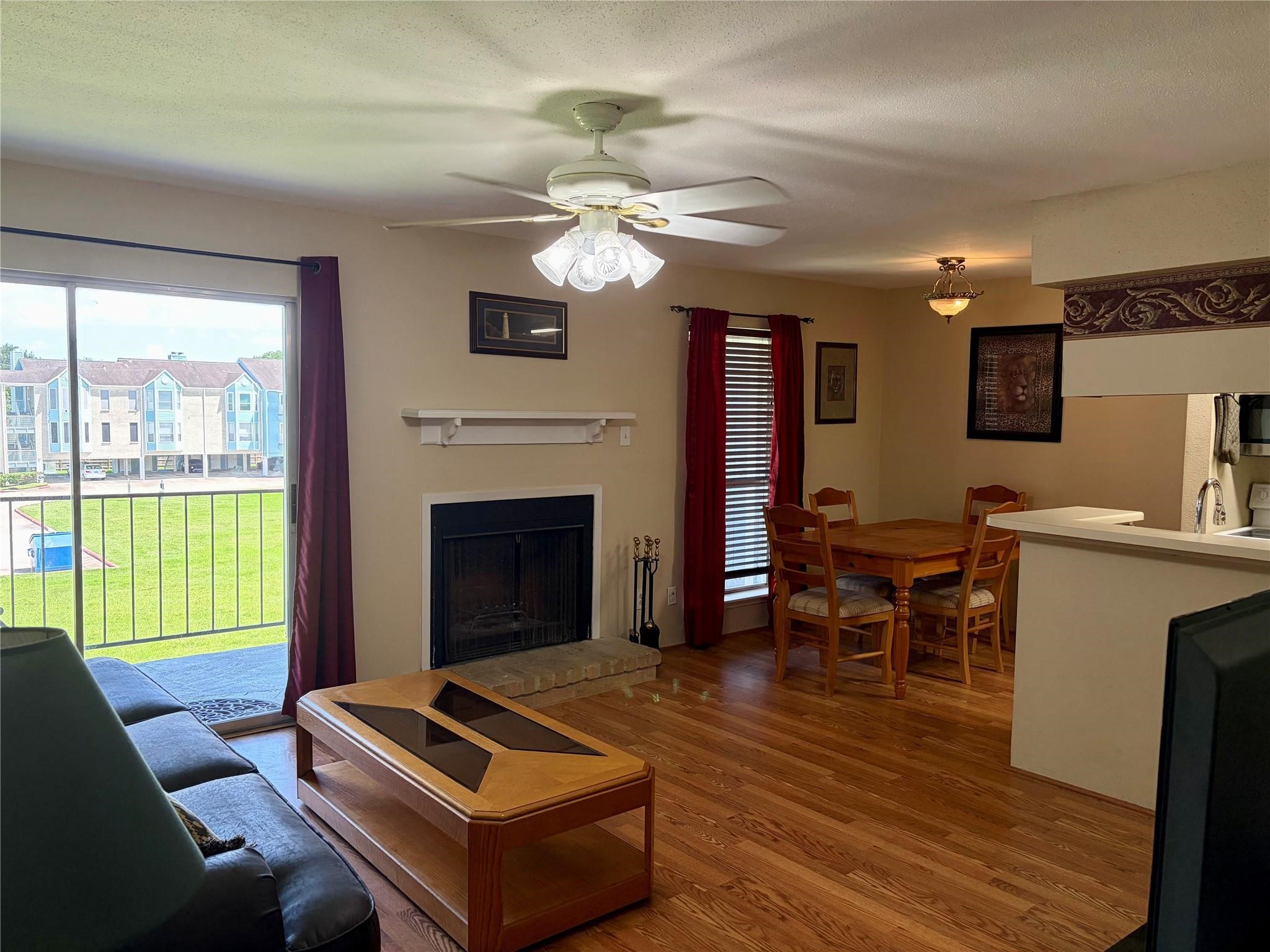 18519 Egret Bay Boulevard, #1602, Webster, TX 77058