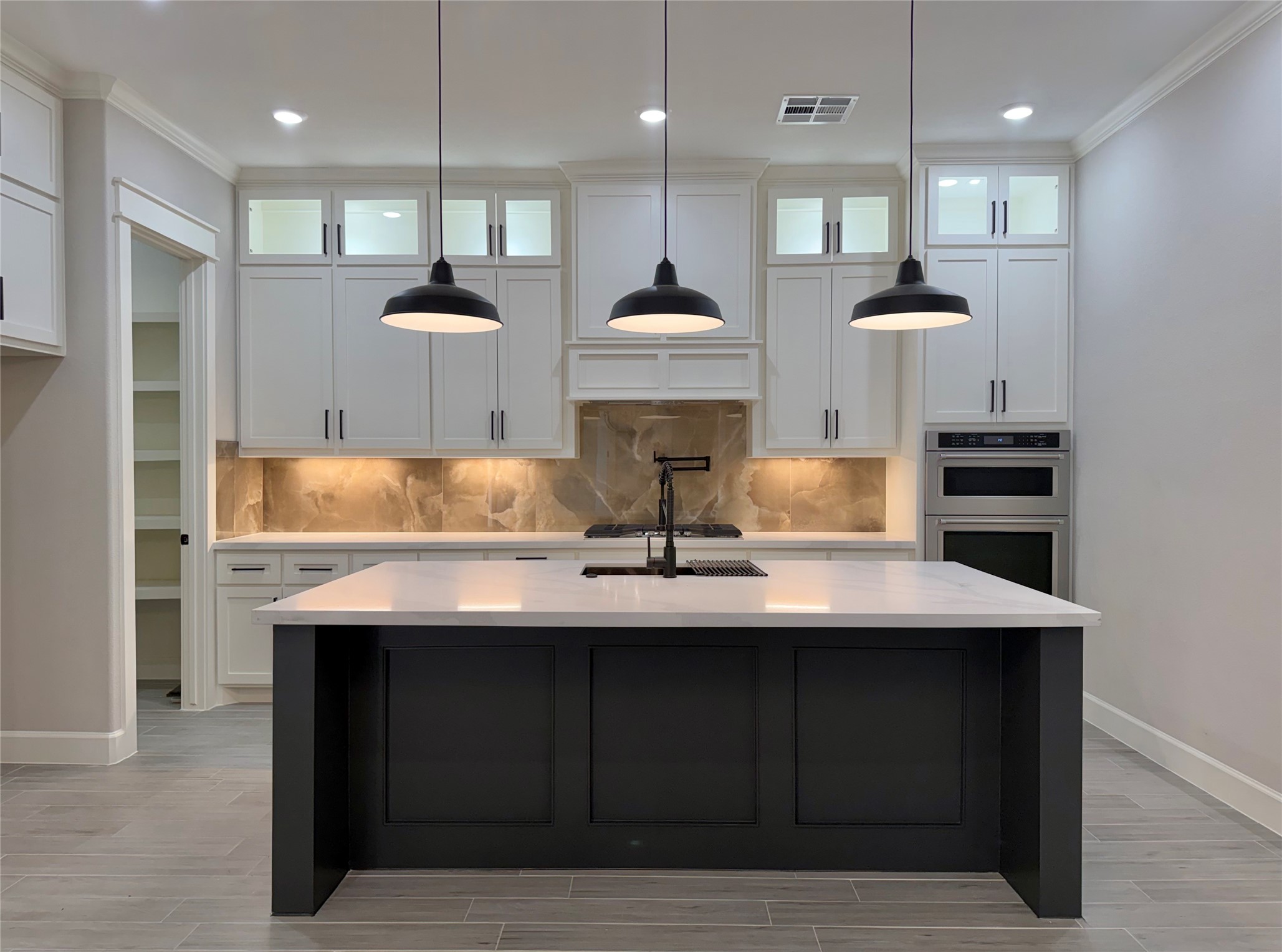 40 Stanford Court, Montgomery, TX 77356