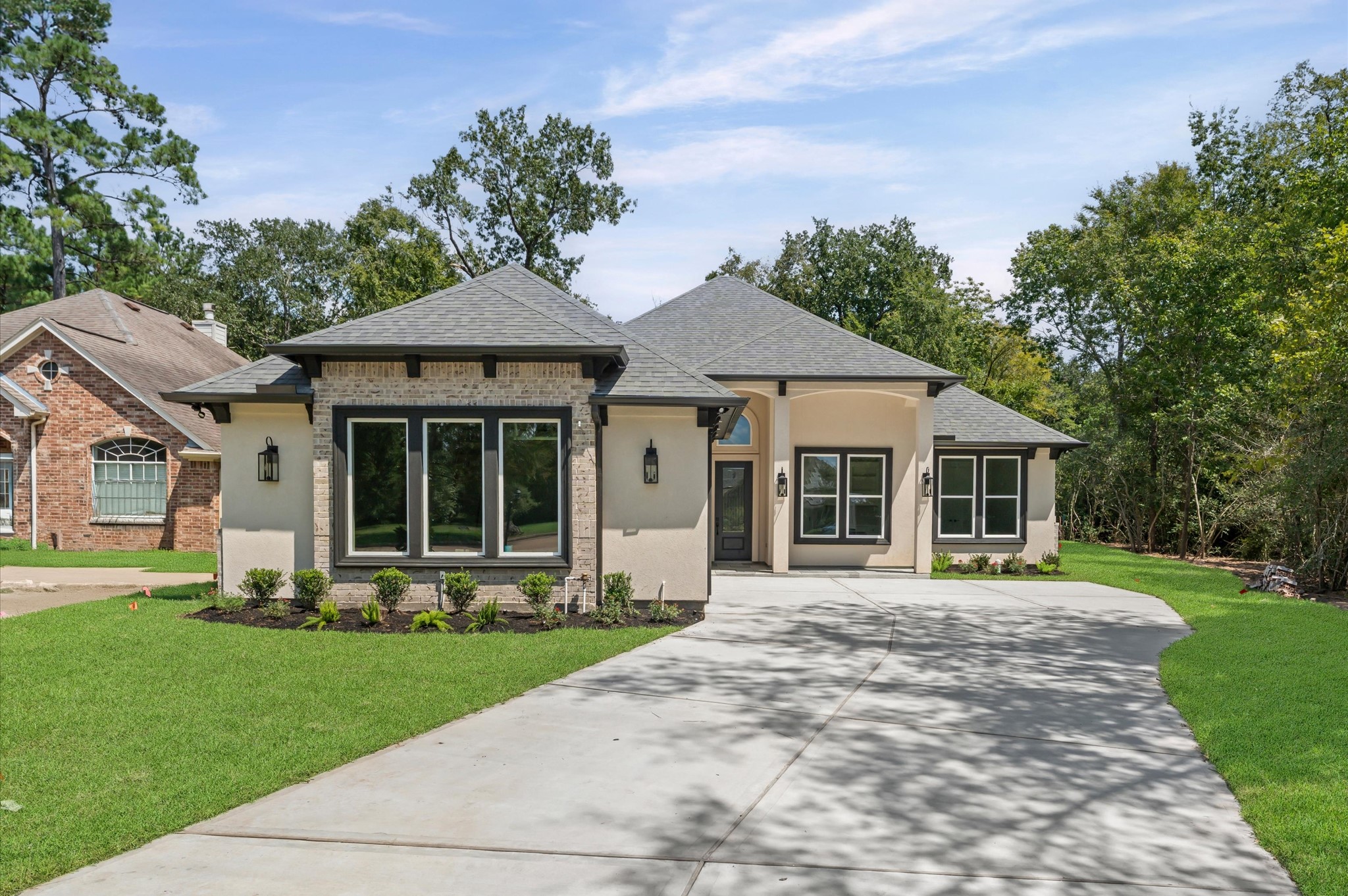 40 Stanford Court, Montgomery, TX 77356