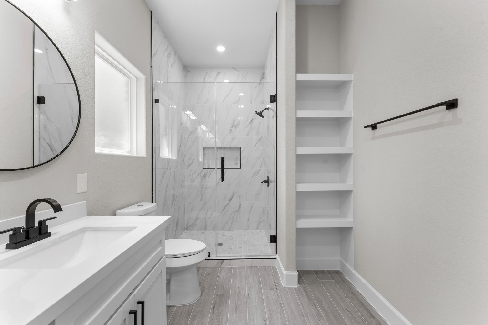 40 Stanford Court, Montgomery, TX 77356