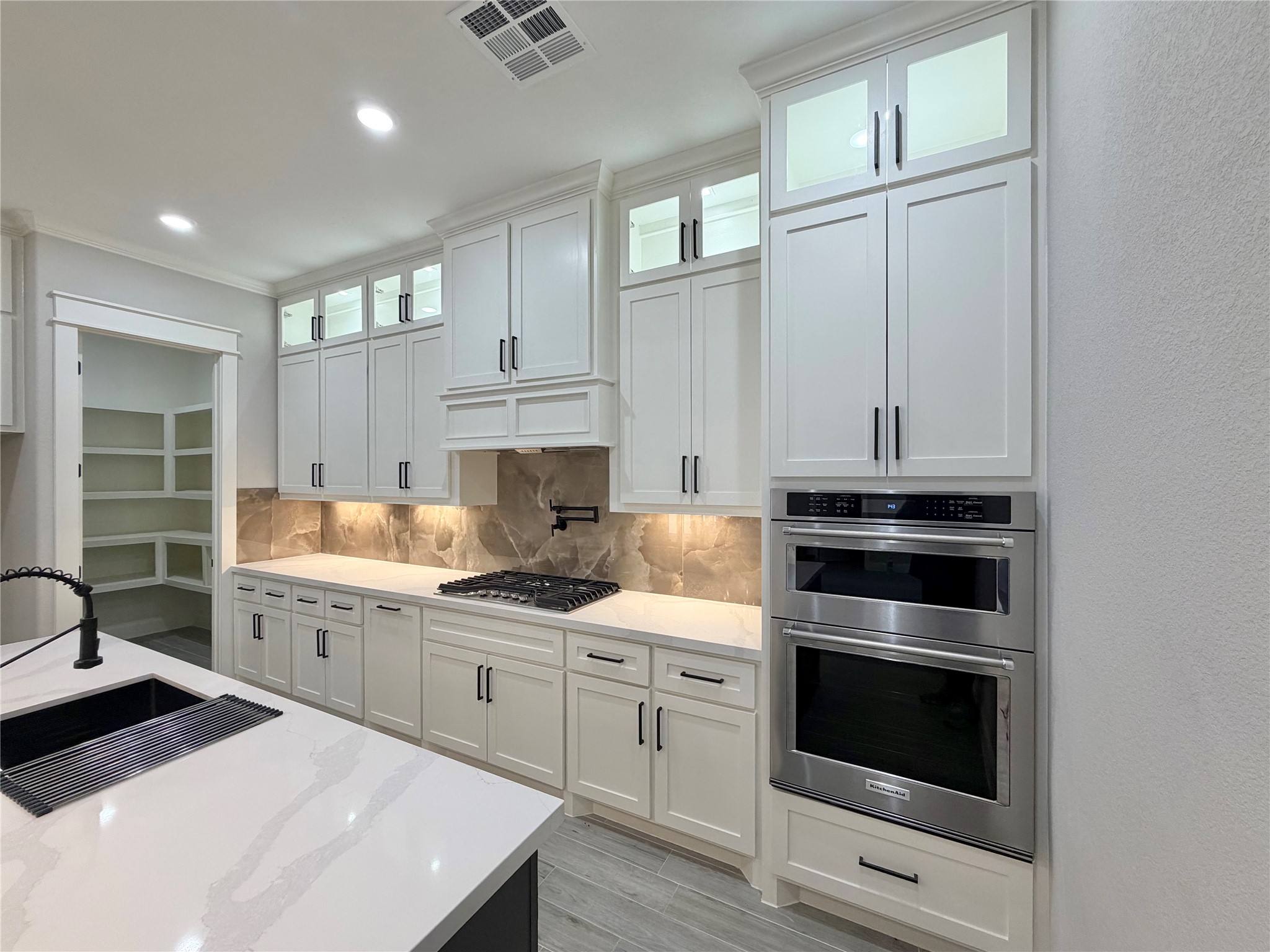 40 Stanford Court, Montgomery, TX 77356