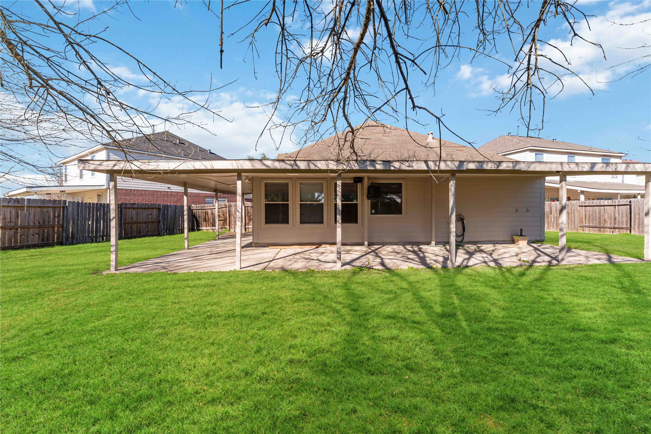 12106 Landsdown Ridge Way, Humble, TX 77346