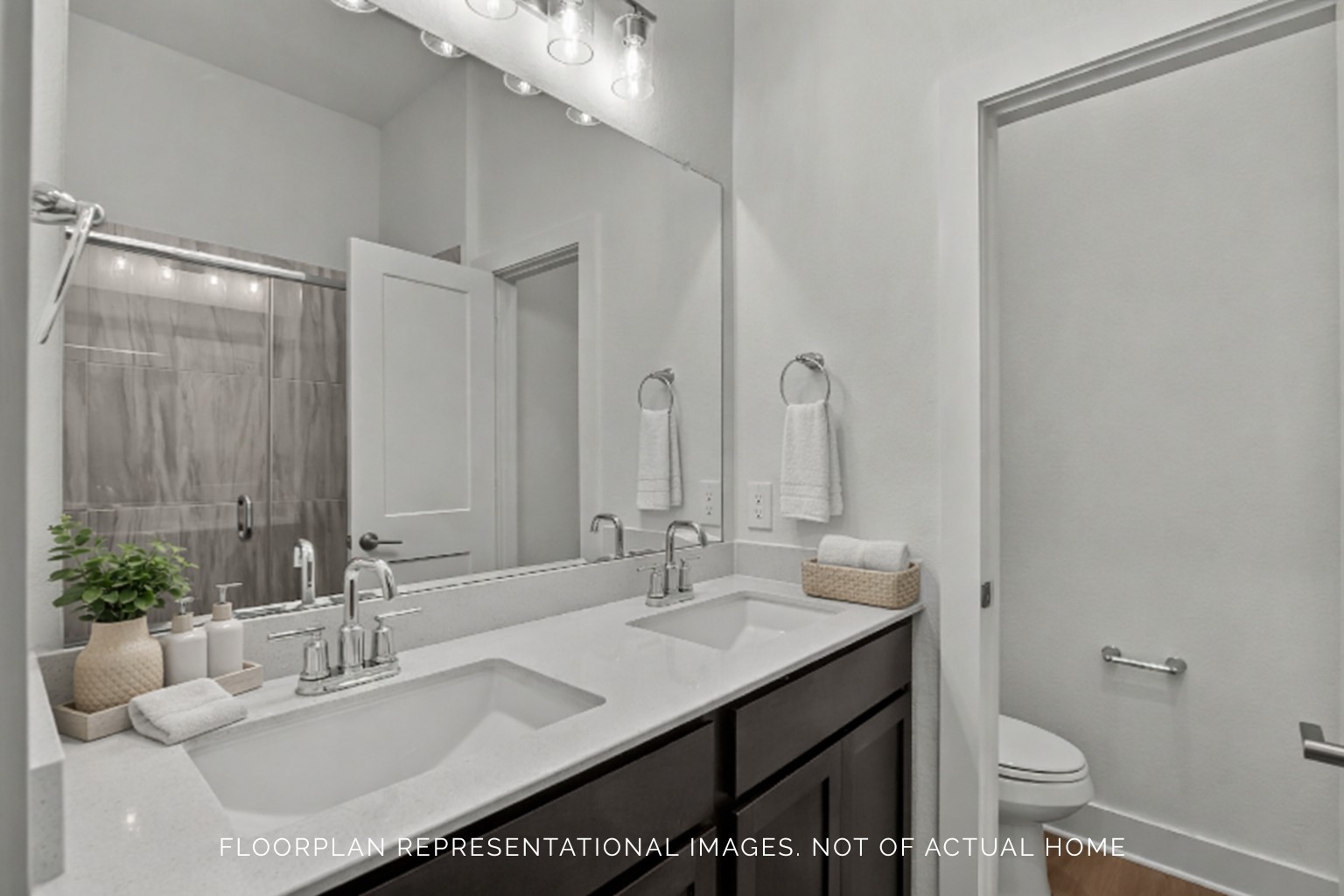 1017 Garnet Star Drive, La Marque, TX 77568 1017 Garnet Star Drive, La Marque, TX 77568