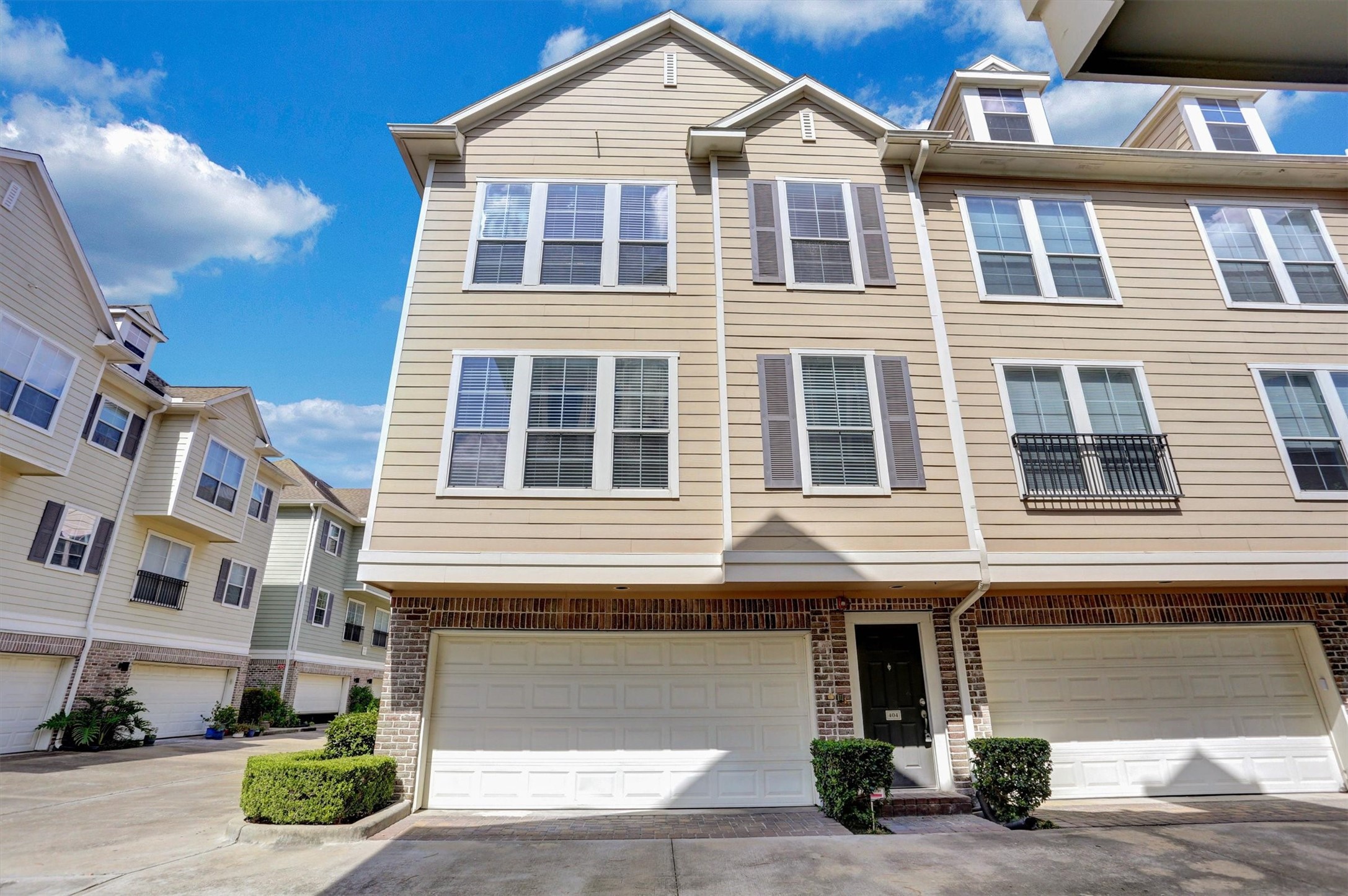 3001 Murworth Drive, #404, Houston, TX 77025