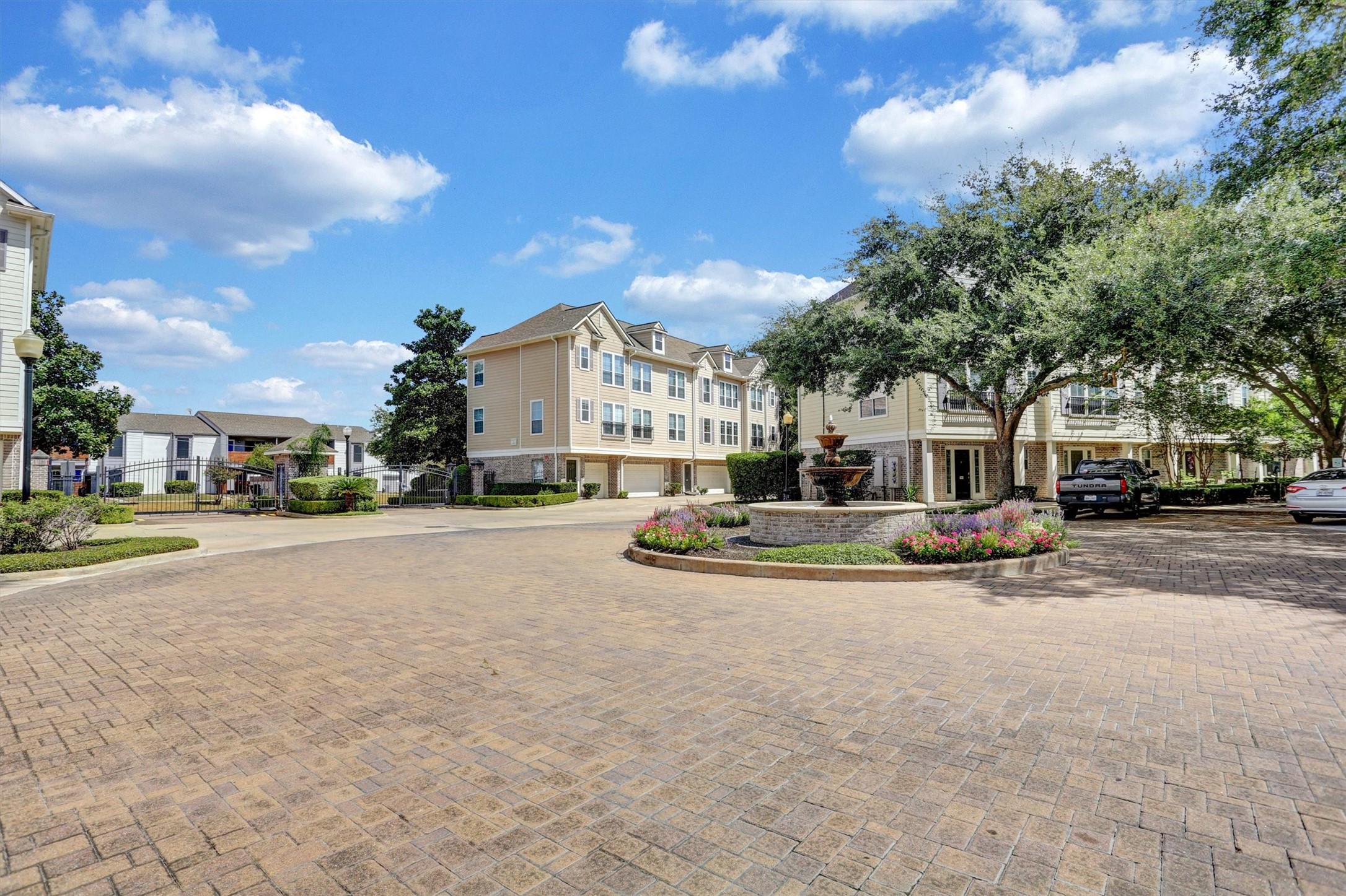 3001 Murworth Drive, #404, Houston, TX 77025
