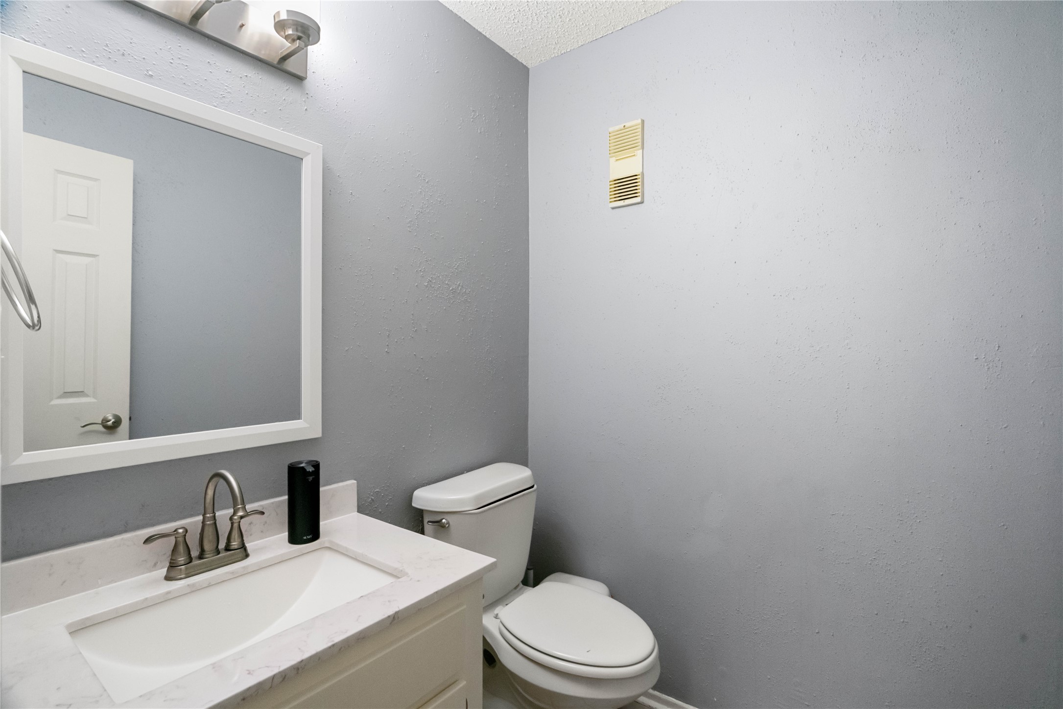 Downstairs guest bath