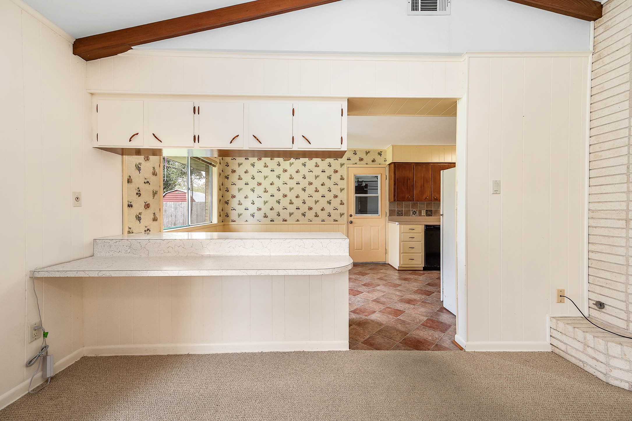 212 E Crestmont Drive, Alvin, TX 77511