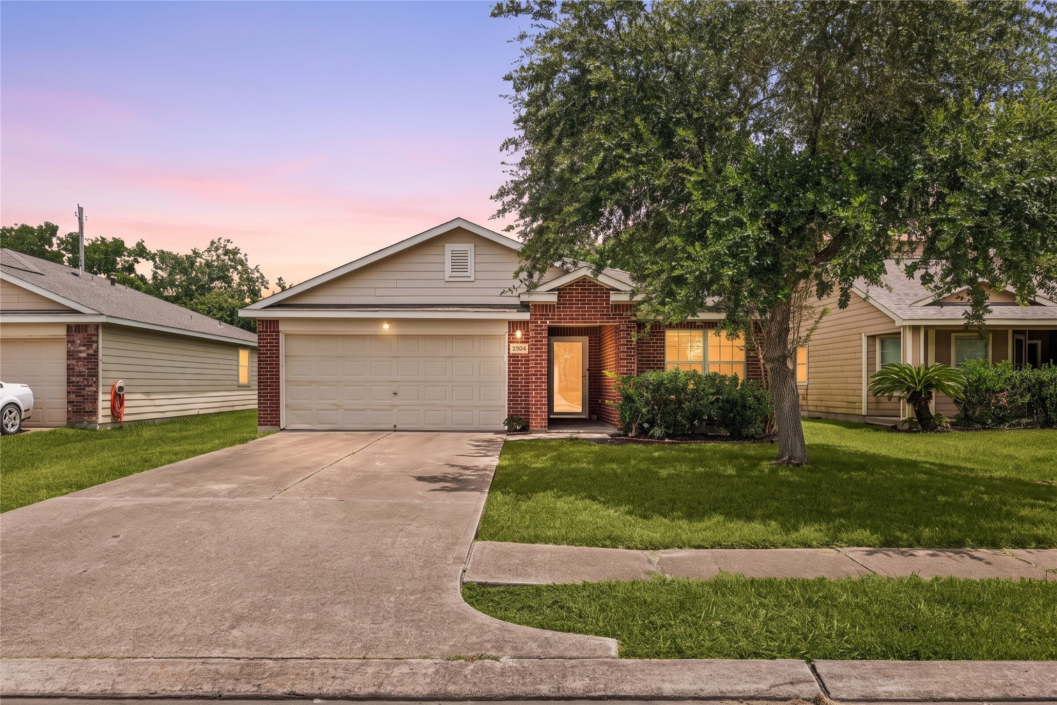 2604 Redfish Drive, Texas City, TX 77591
