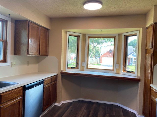 Kitchen with built in counter