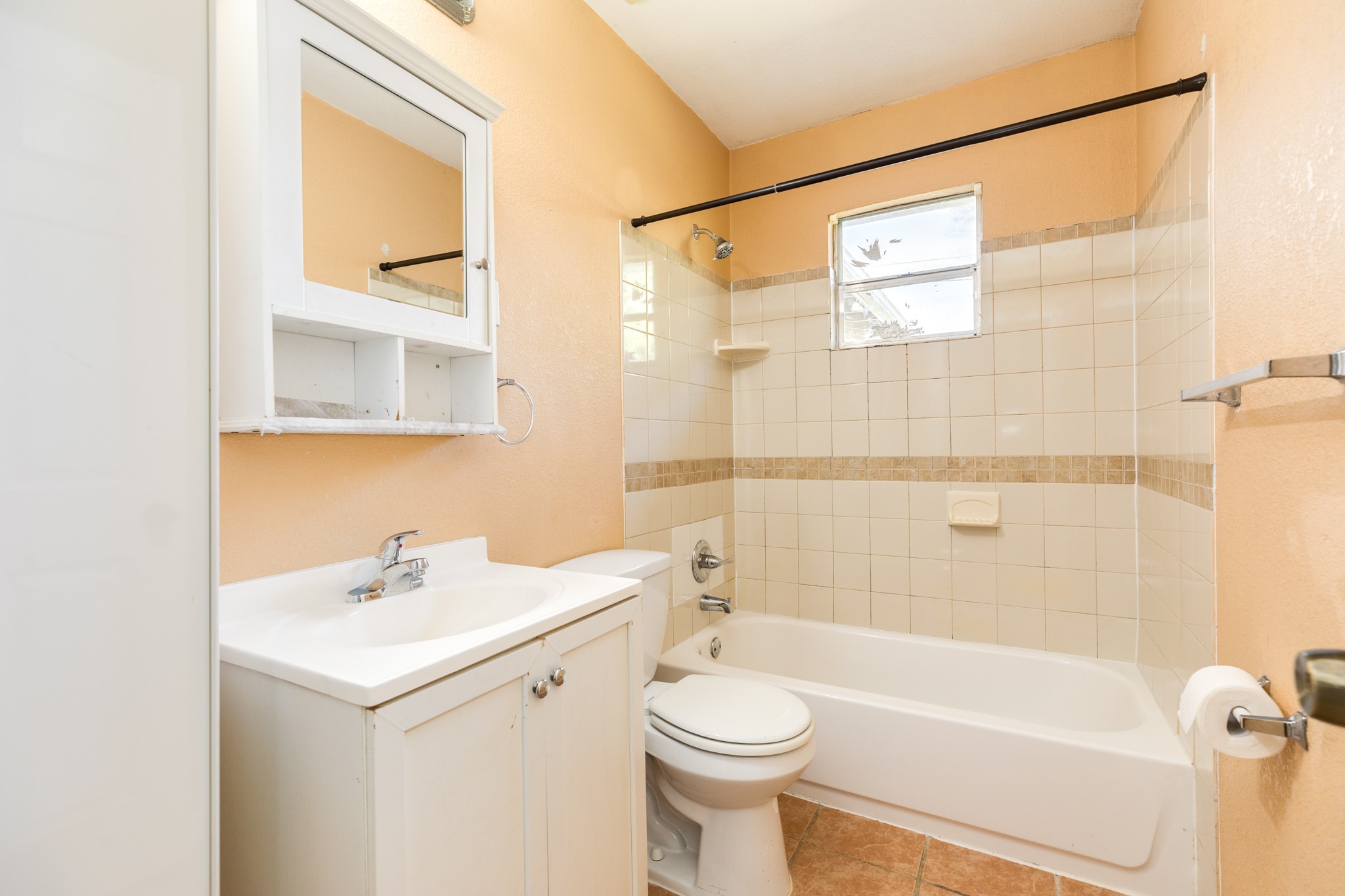 118 Tarpon Avenue, Galveston, TX 77550