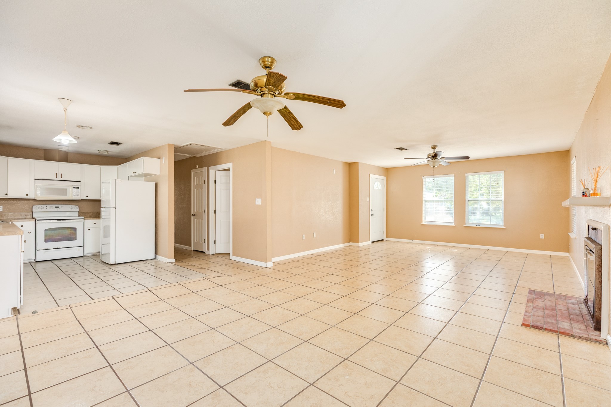 118 Tarpon Avenue, Galveston, TX 77550