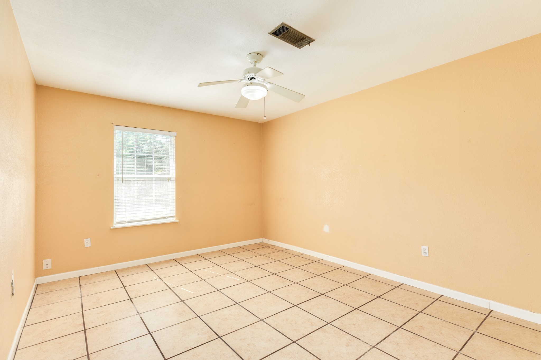 118 Tarpon Avenue, Galveston, TX 77550