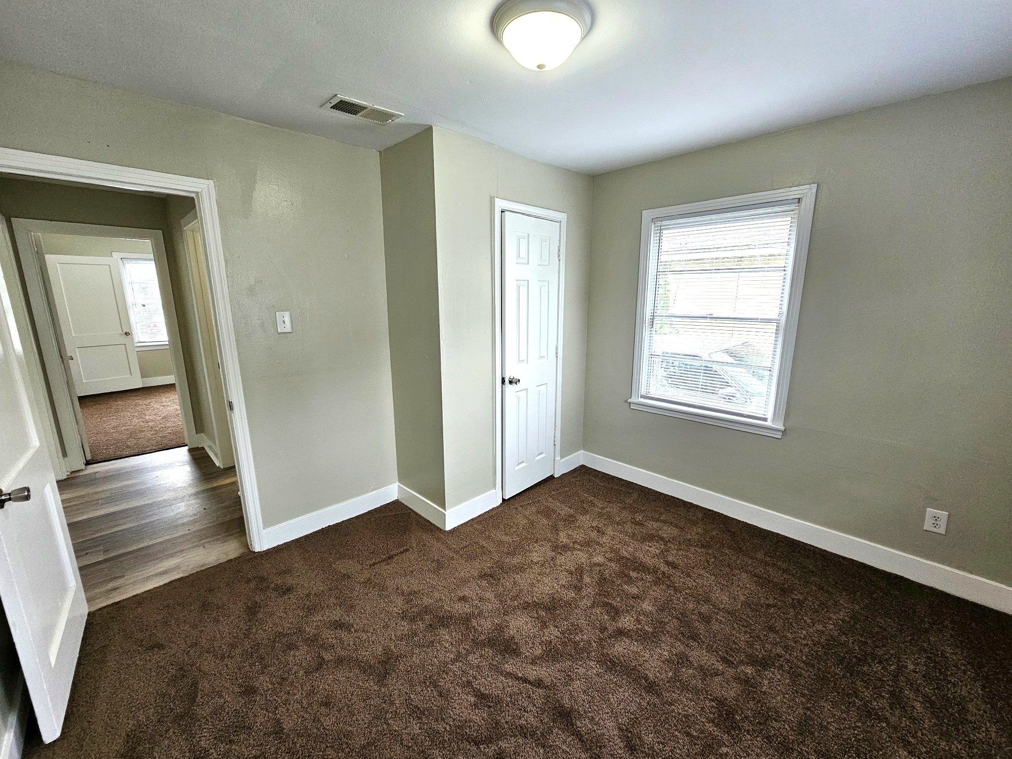202 N Logan Street, Texas City, TX 77590